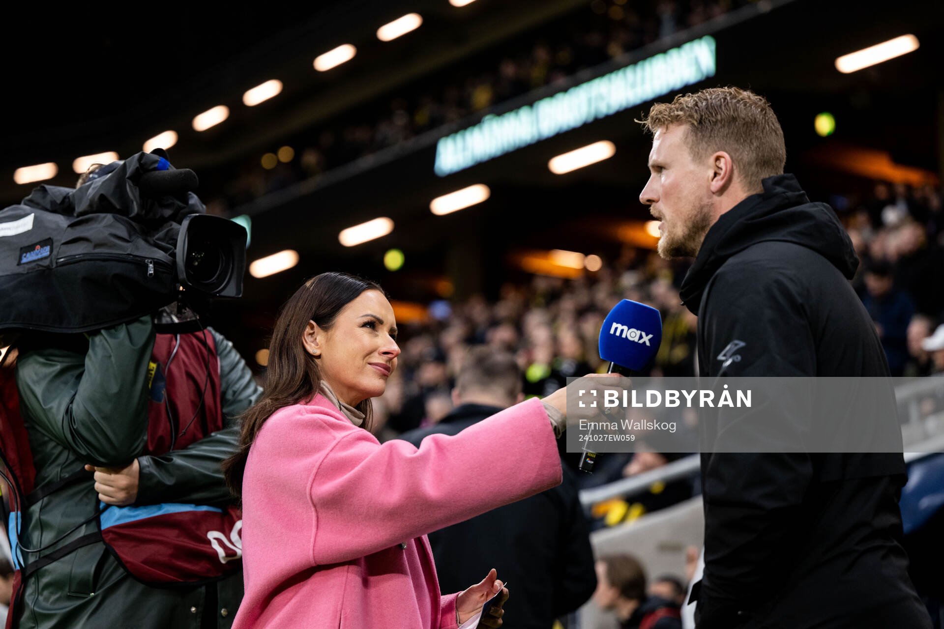 Max reporter Camilla Nordlund intervjuar Elfsborgs tränare