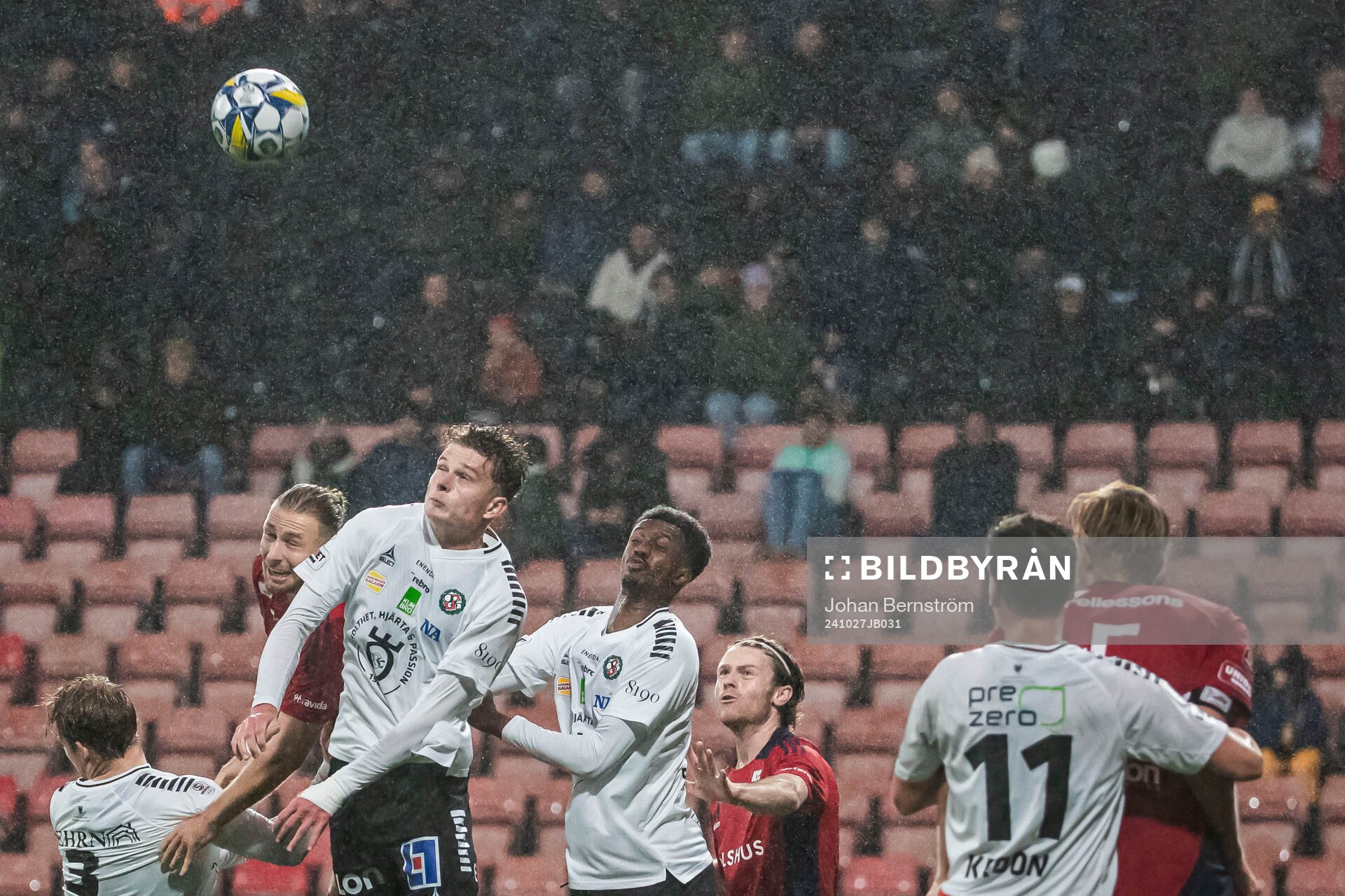 Örebros Erik McCue