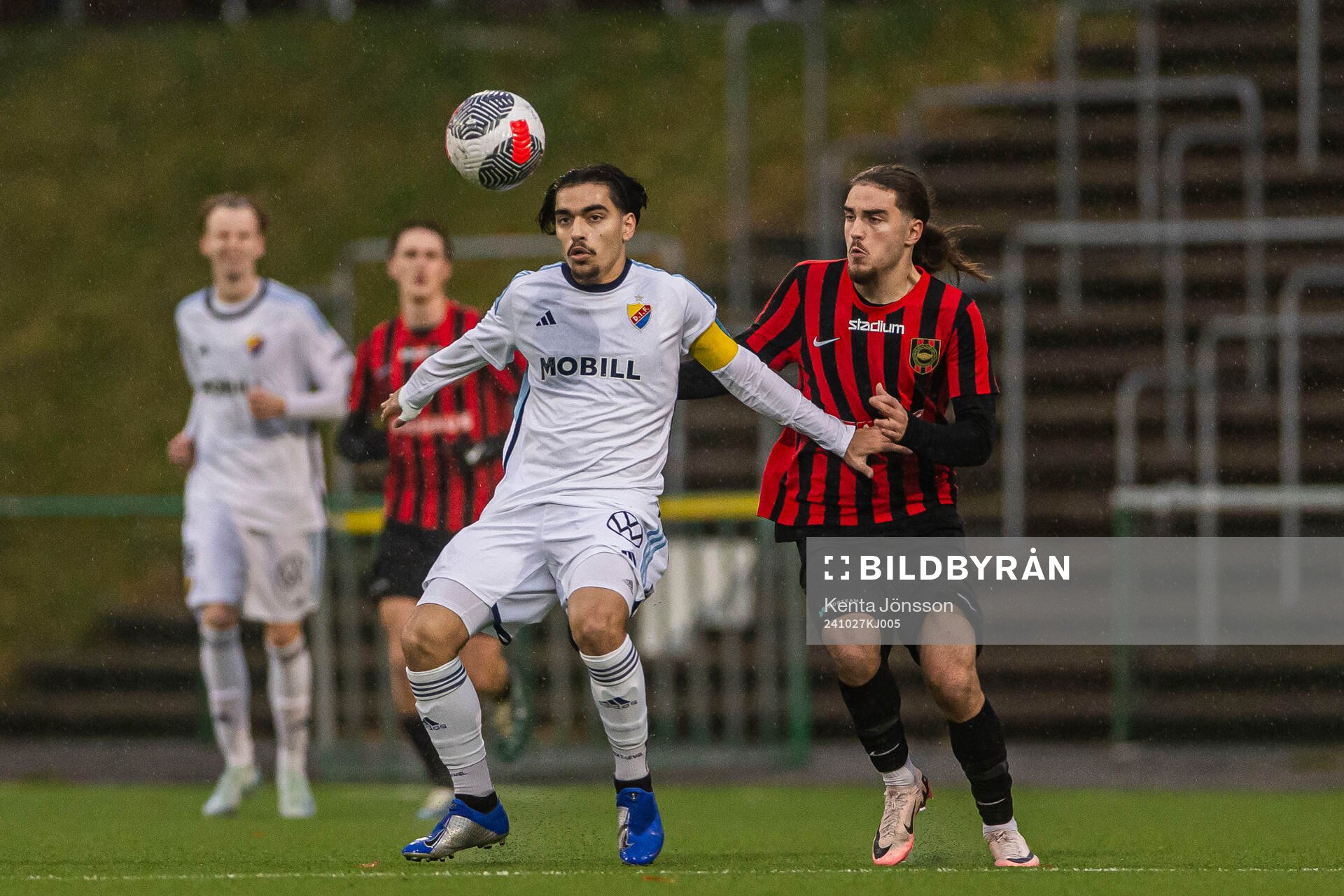 Djurgårdens Muhammed Ali Alamiri och Brommapojkarnas Leart