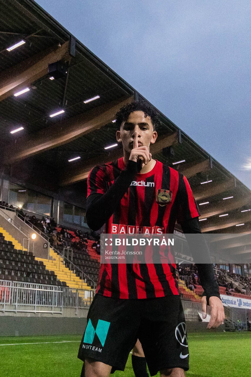 Brommapojkarnas Jonas El Mallah jublar