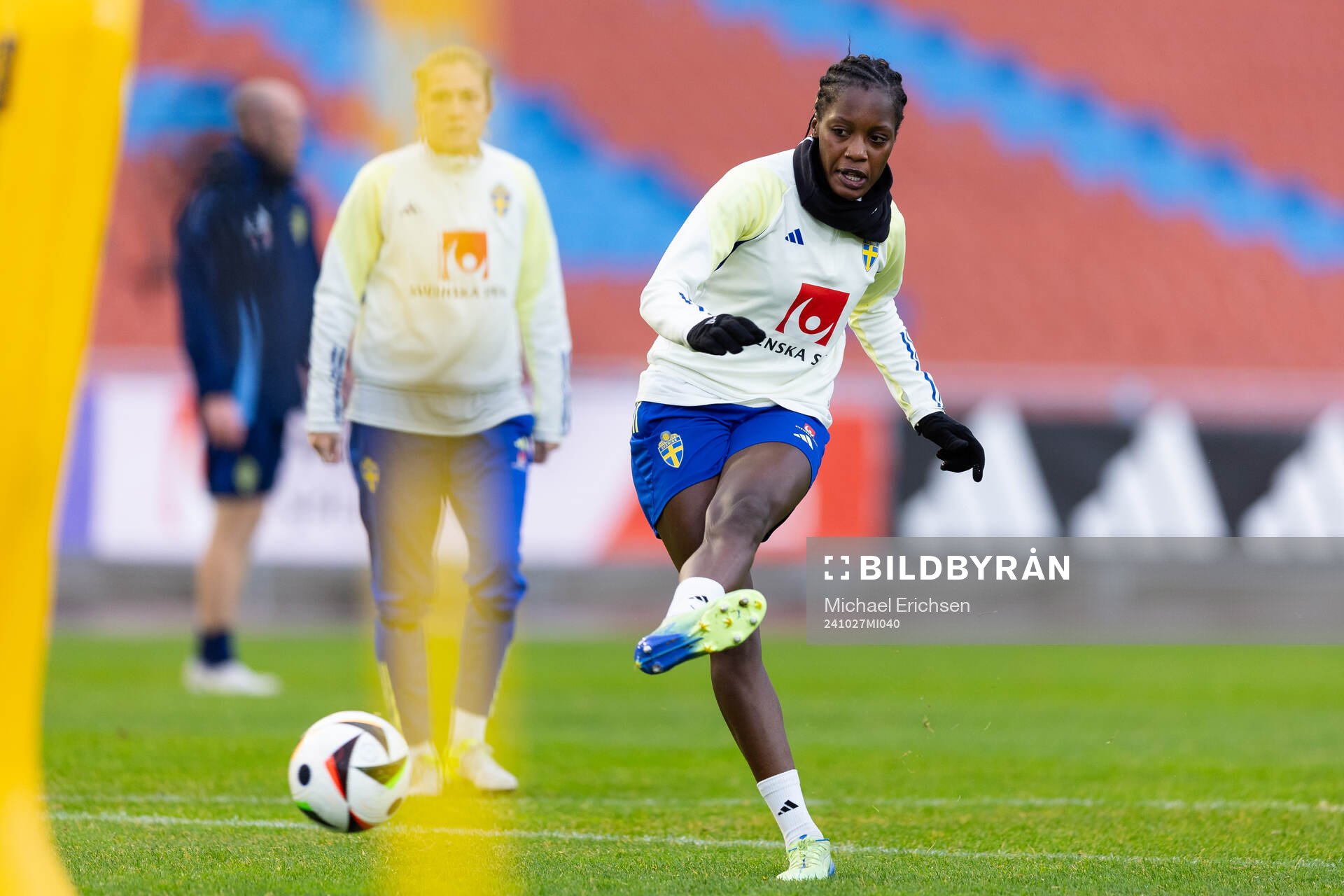 Evelyn Ijeh of the Swedish women's national football team