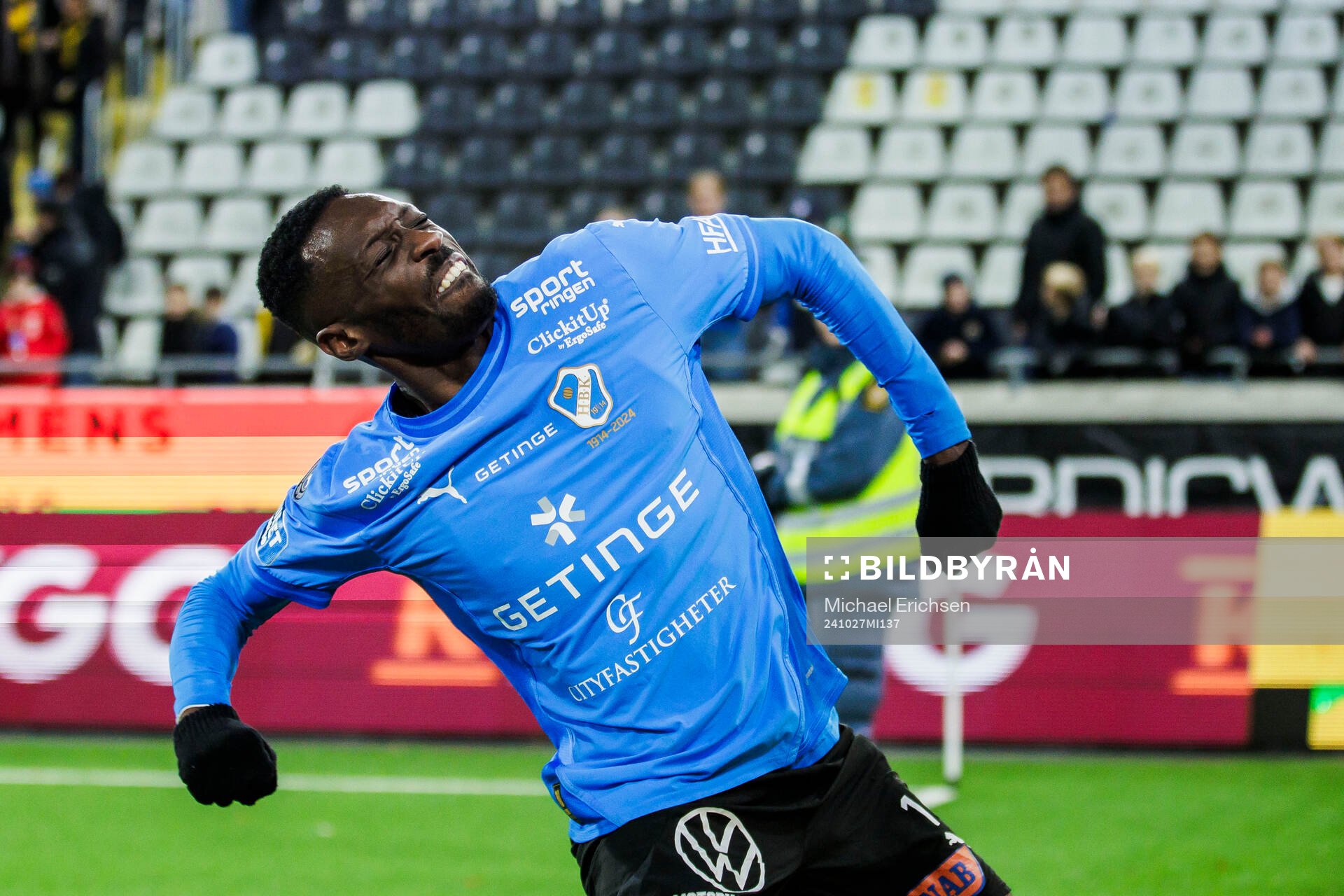 Halmstads Blair Sebastian Turgott jublar