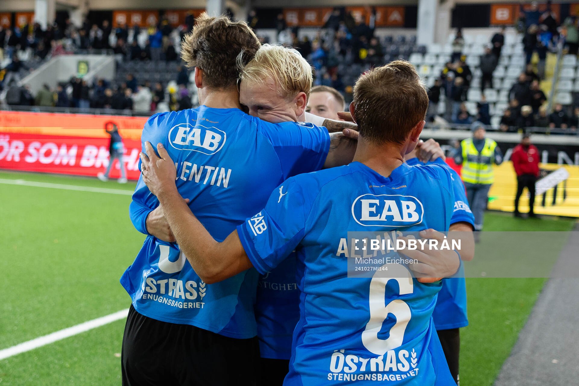 Halmstads spelare jublar