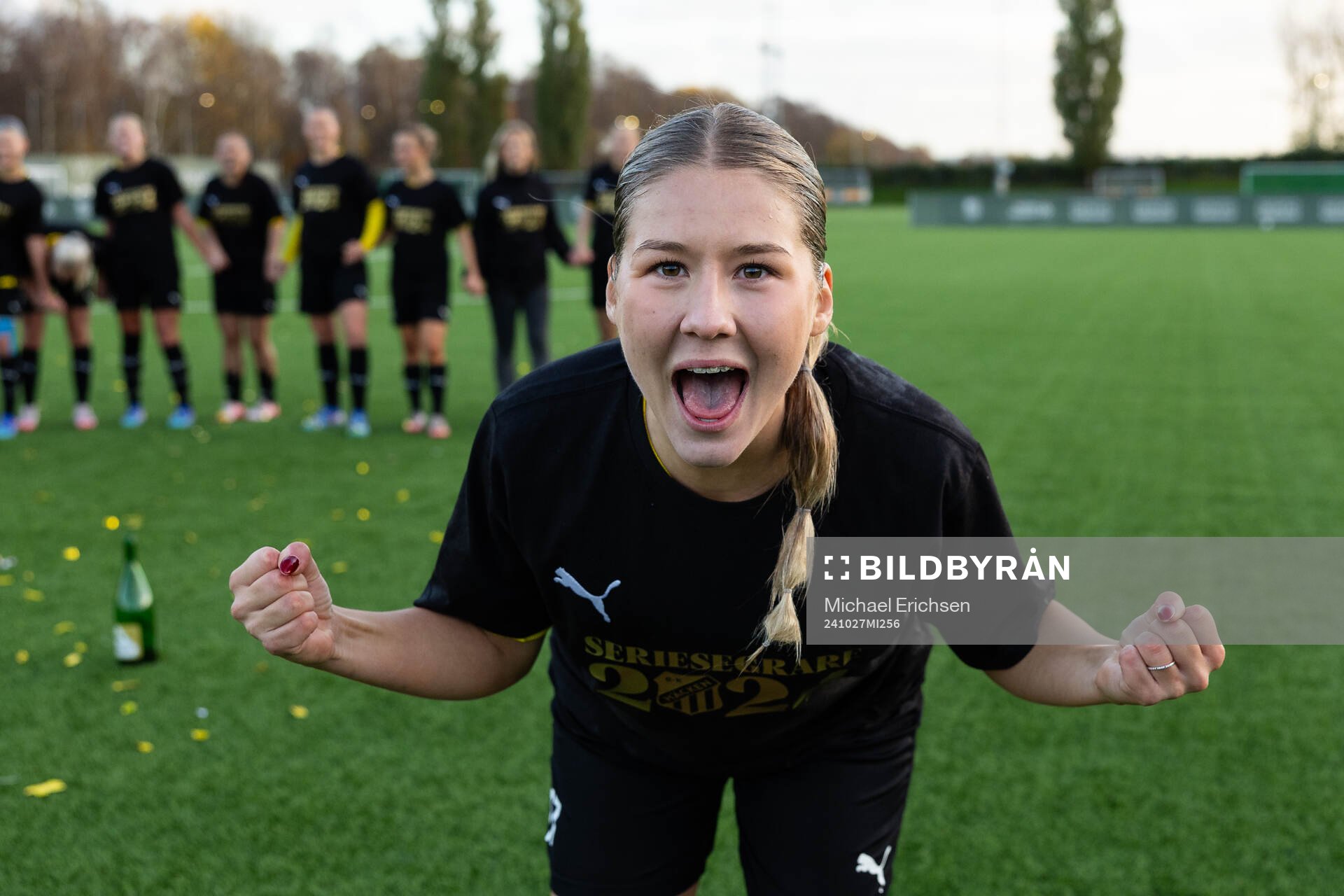 Häckens Novalie Jensen jublar