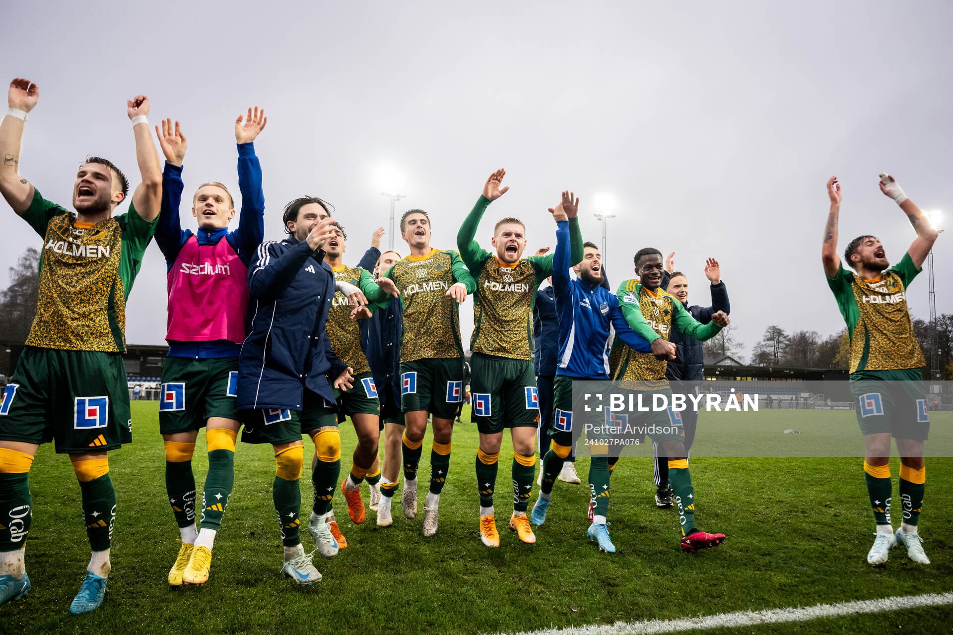 IFK Norrköpings spelare jublar