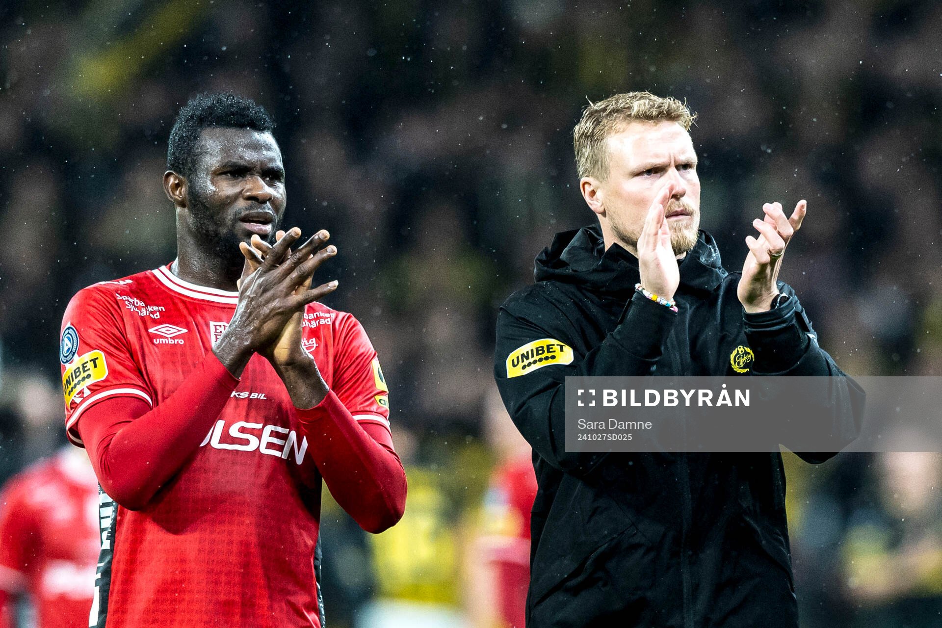 Elfsborgs Ibrahim Buhari och manager Oscar Hiljemarkunder