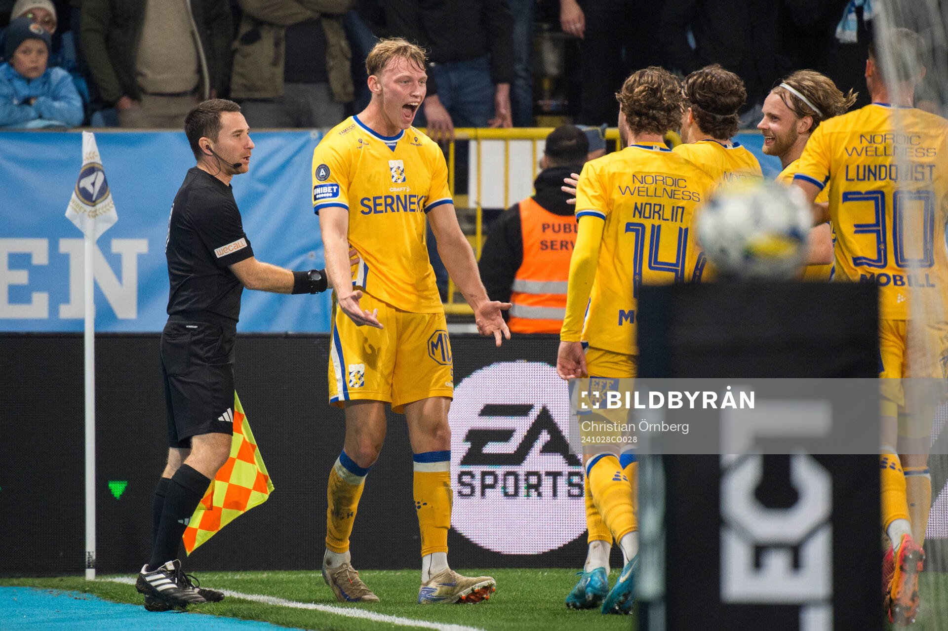 IFK Göteborgs Laurs Skjellerup jublar
