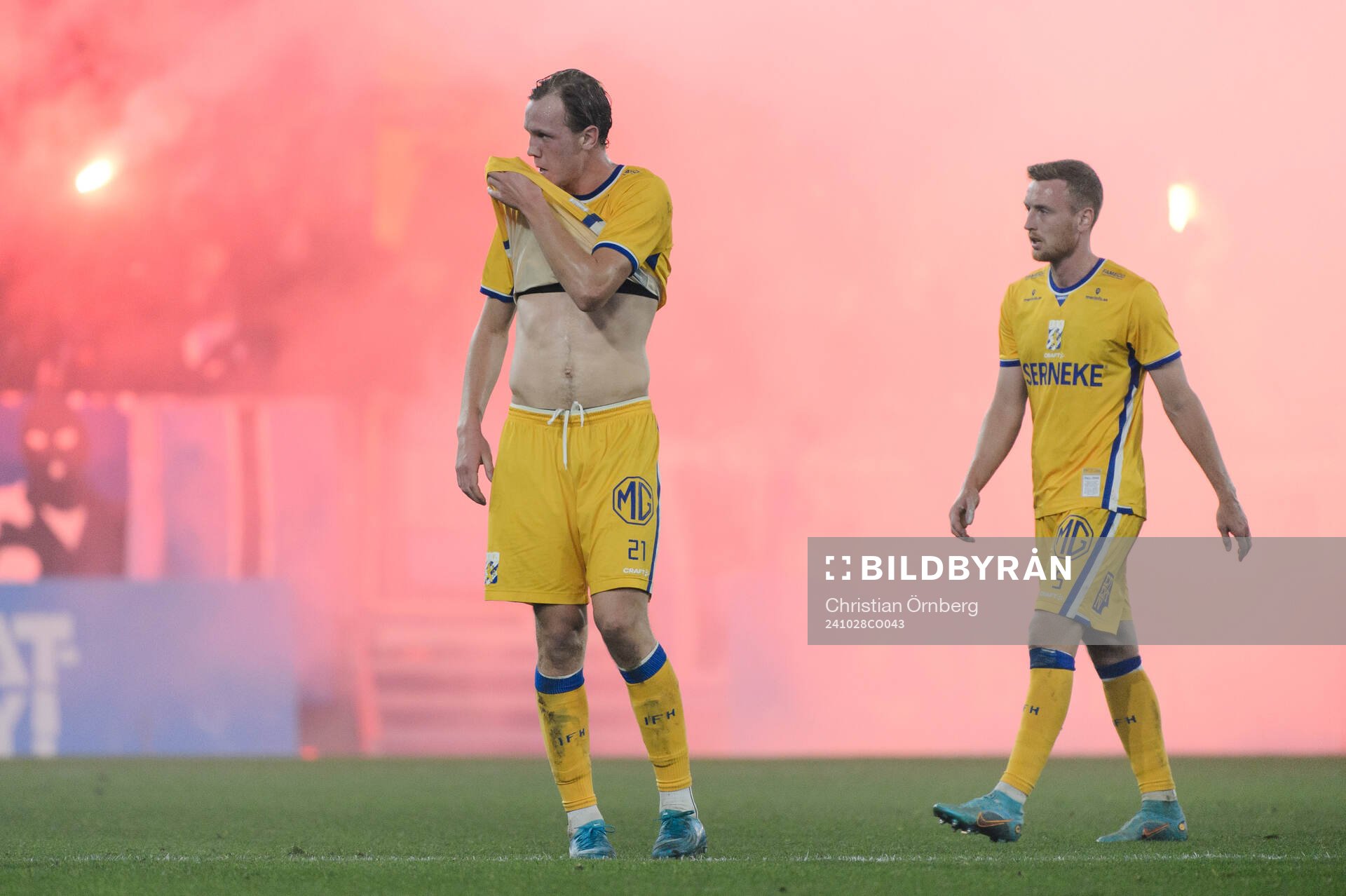 IFK Göteborgs Adam Carlén deppar