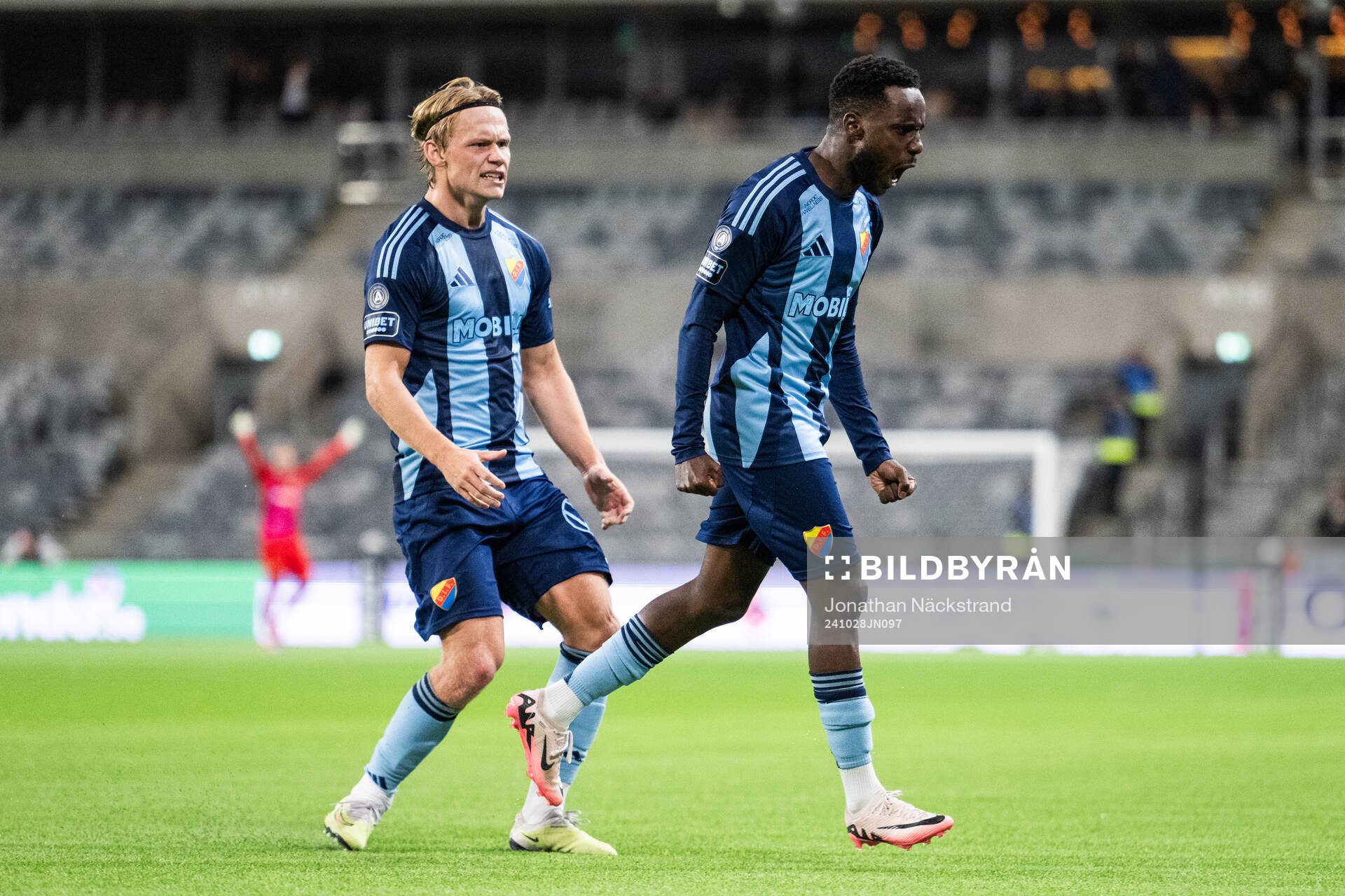 Djurgårdens Tokmac Nguen jublar