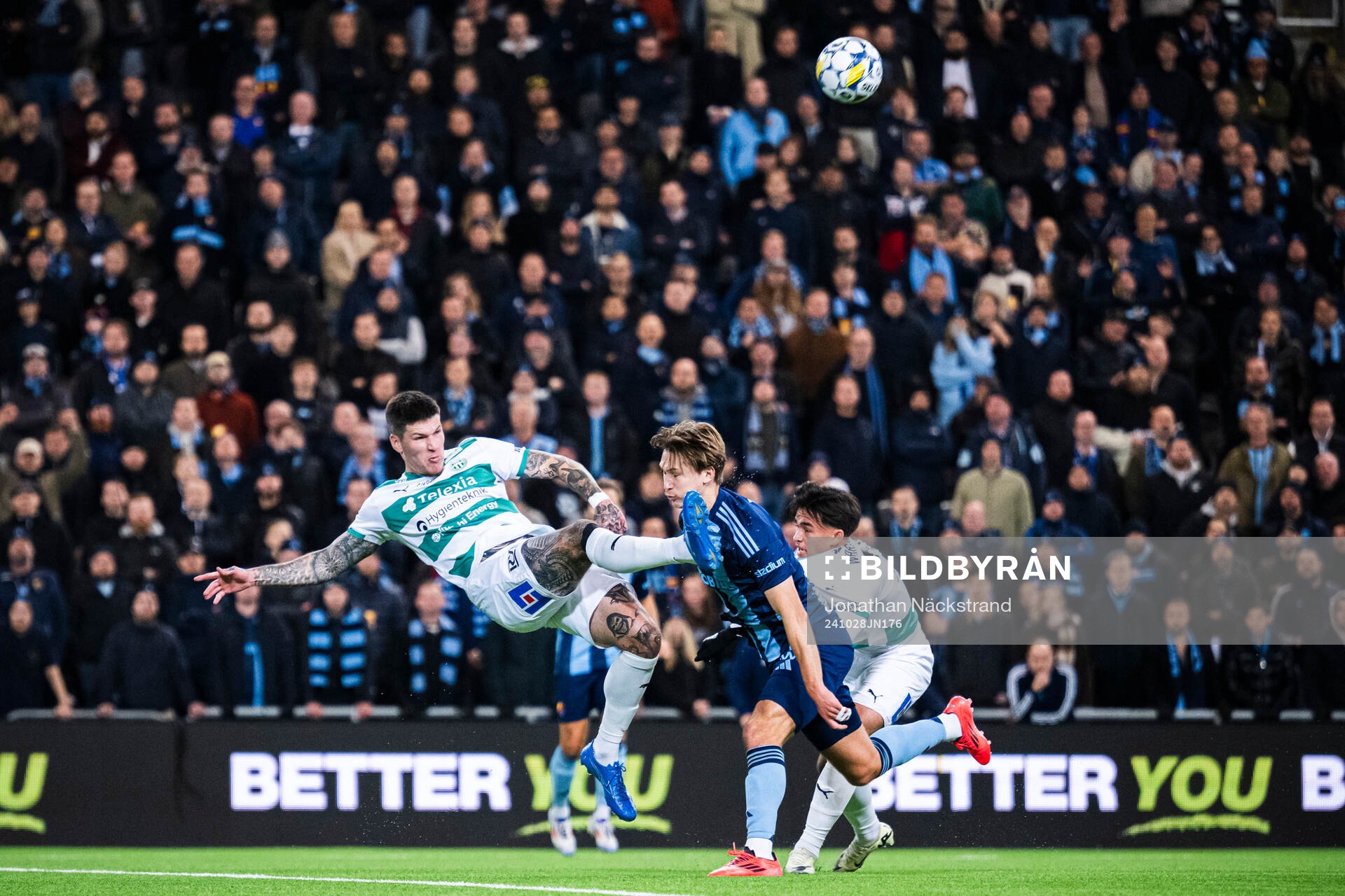 Västerås Isak Jönsson och Djurgårdens Miro Tenho