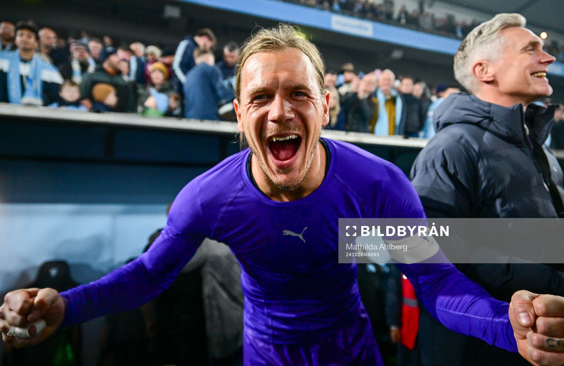 Malmö FFs målvakt Johan Dahlin jublar