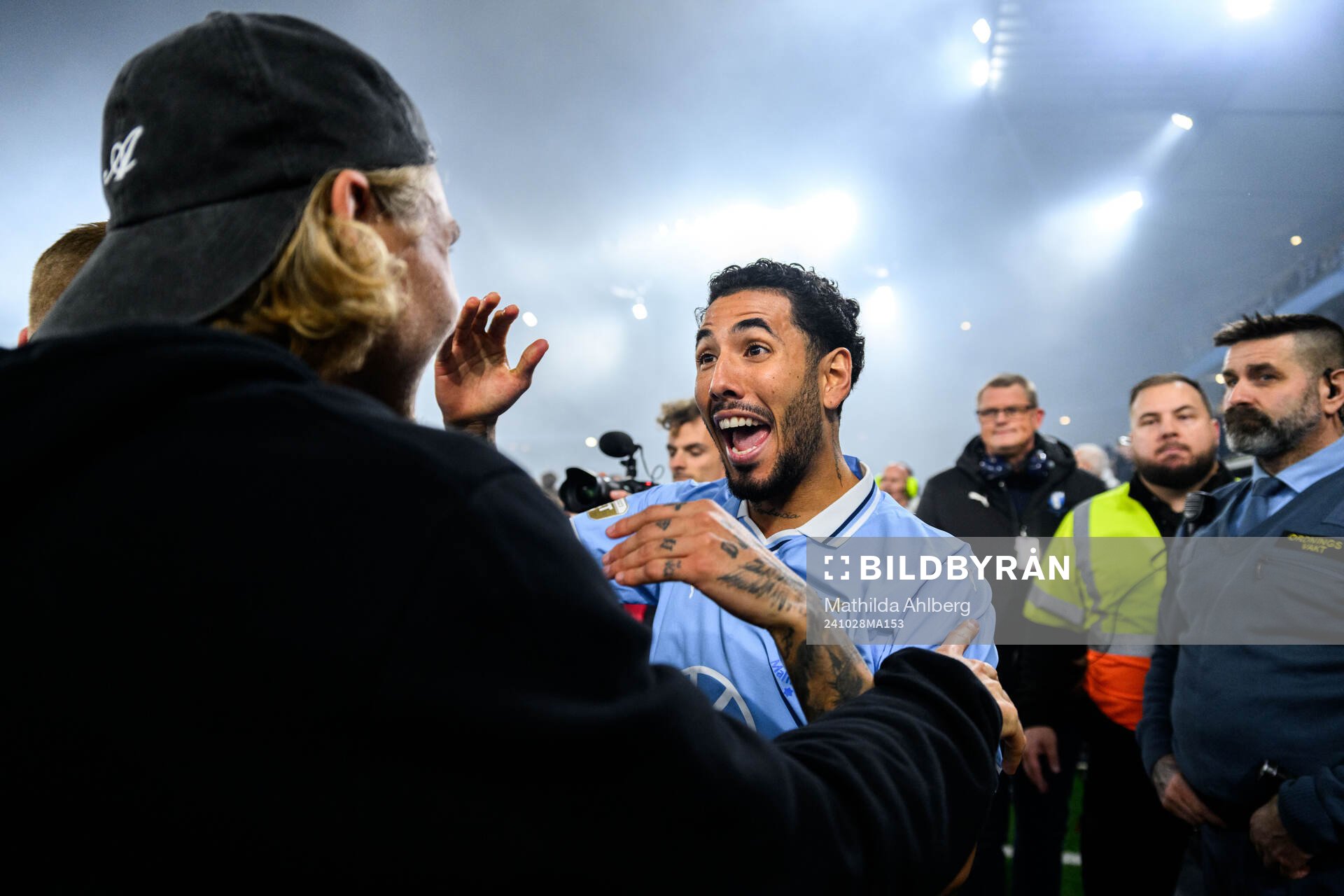 Malmö FFs Sergio Pena jublar
