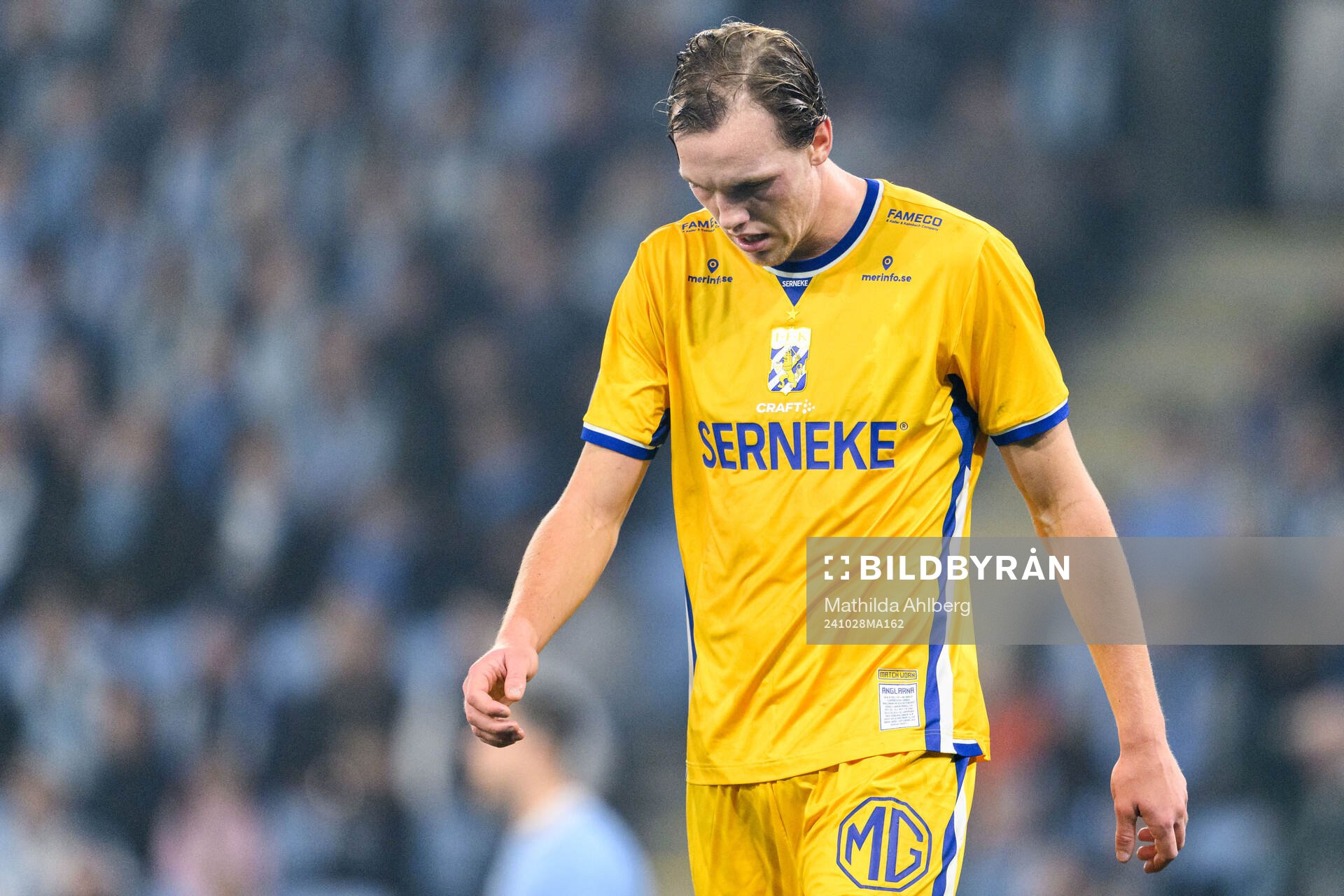 IFK Göteborgs Adam Carlén deppar