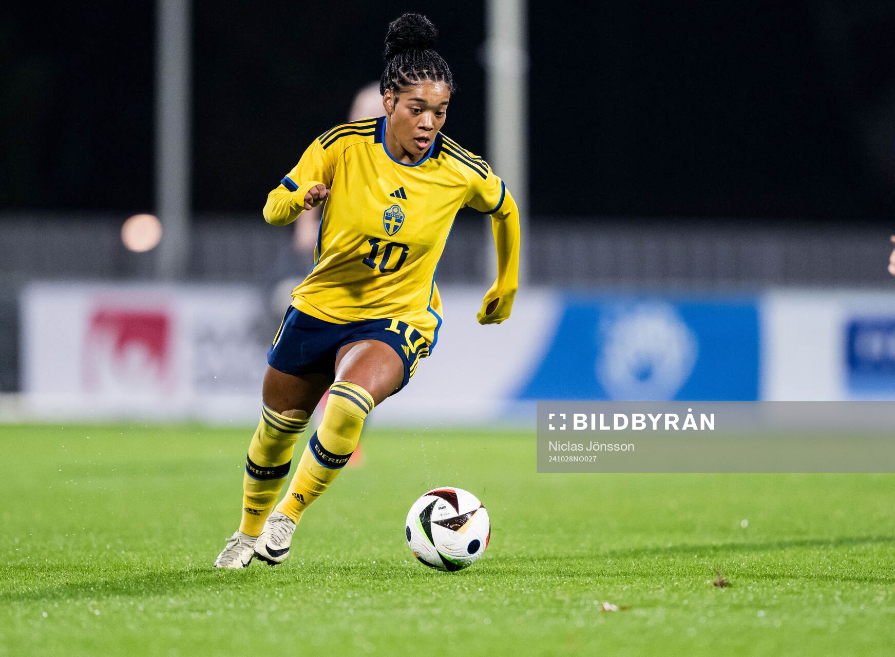 Evelina Duljan of Sweden