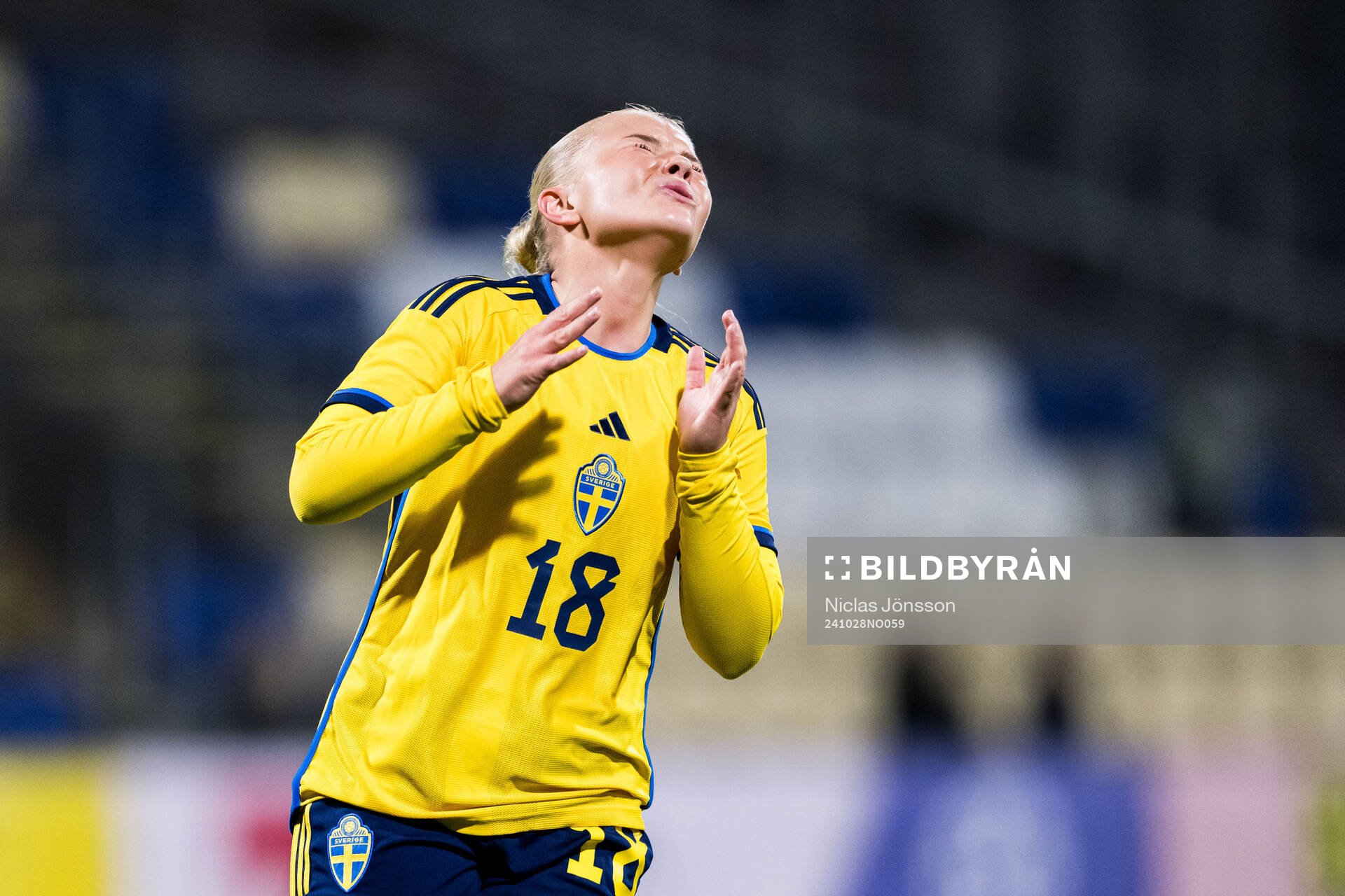 Matilda Nildén of Sweden looks dejected