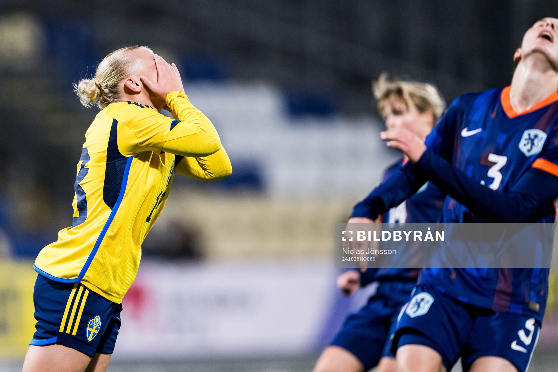 Matilda Nildén of Sweden looks dejected