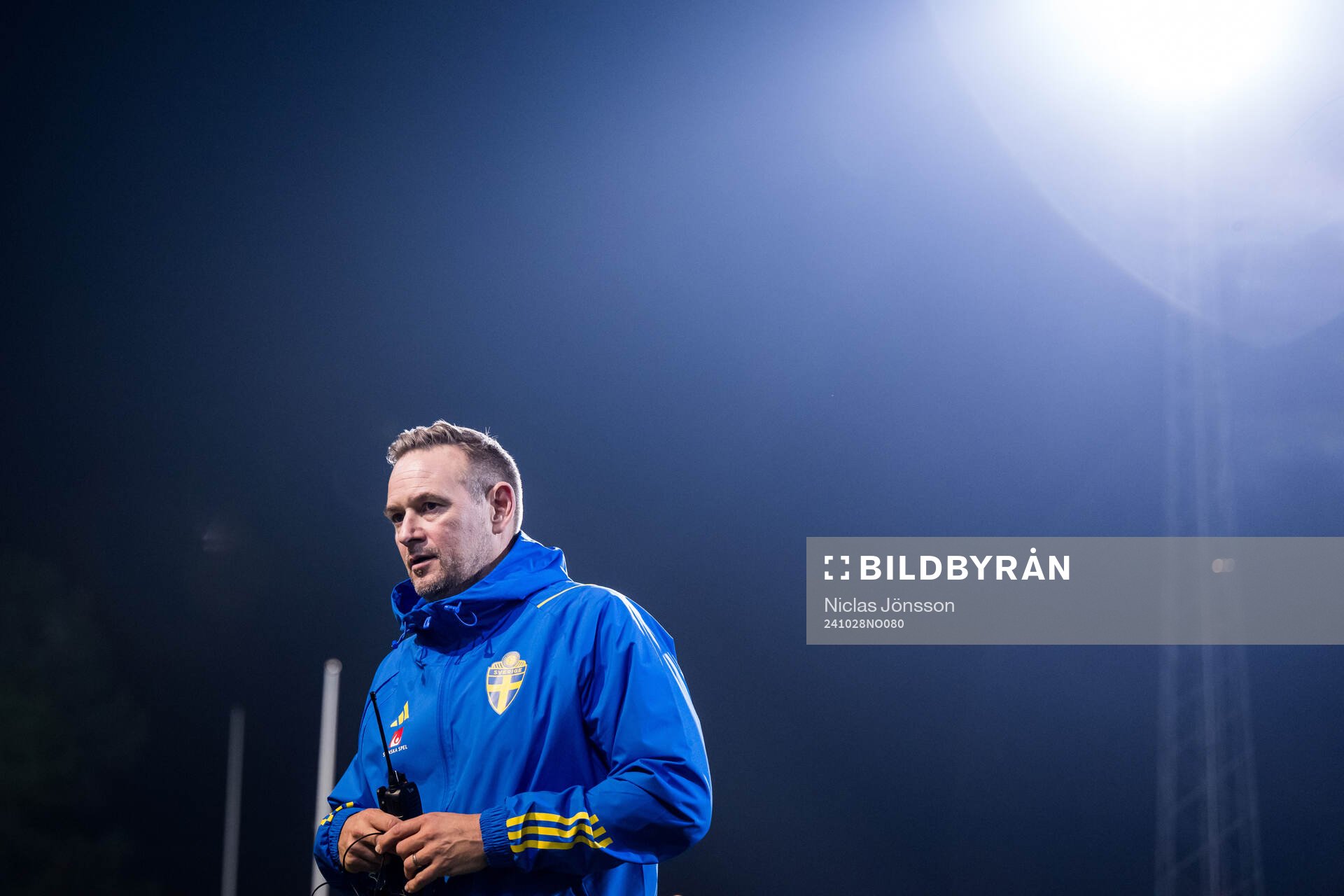 Head coach Martin Qvarmans Möllerof of Sweden