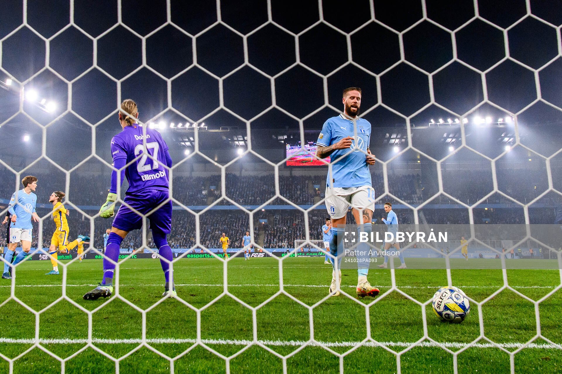 Malmö FFs Pontus Jansson deppar