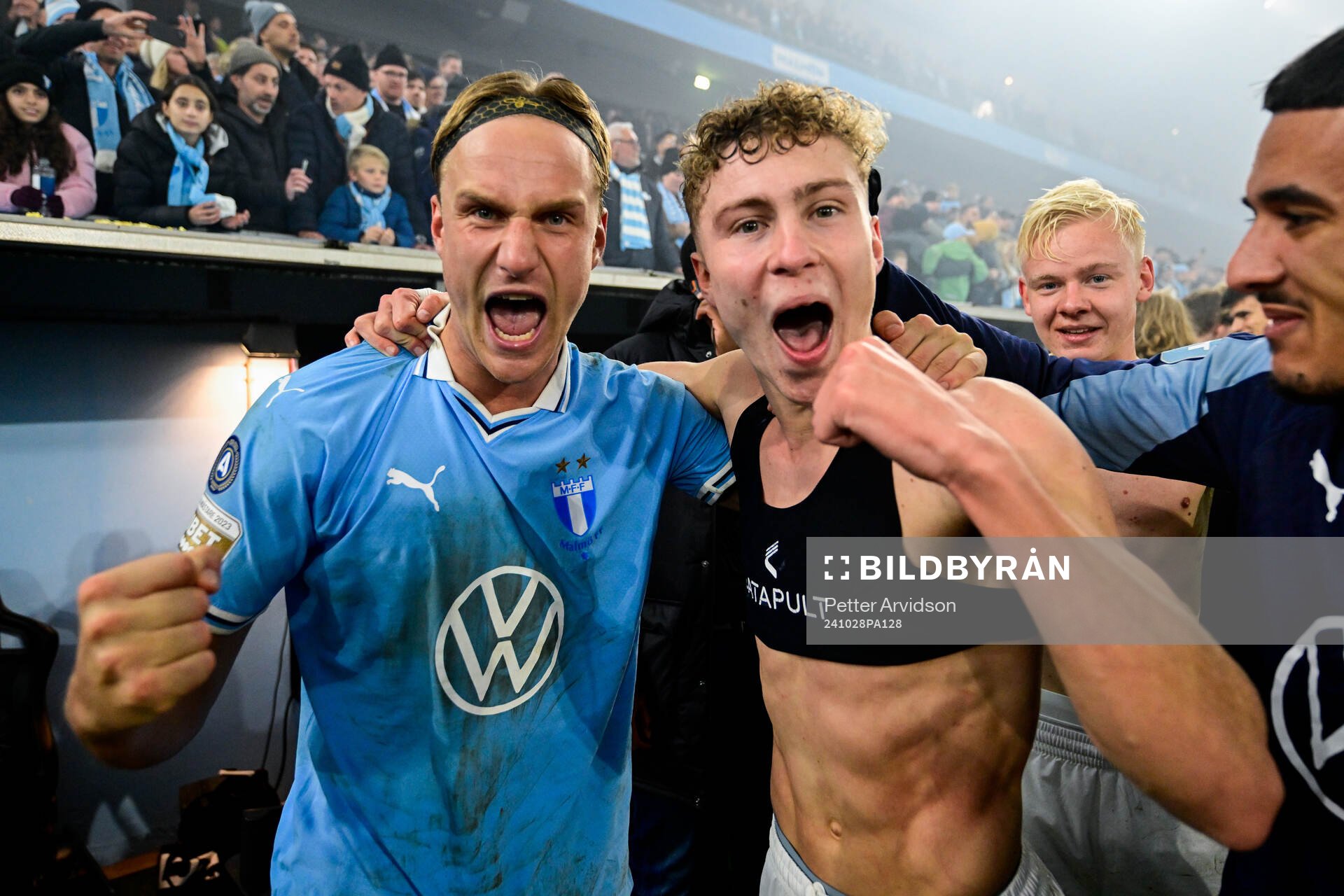 Malmö FFs Erik Botheim och Hugo Bolin jublar