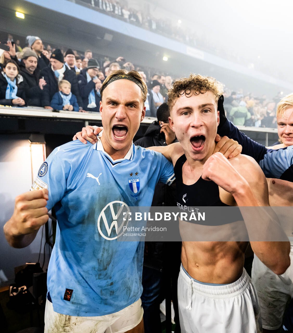Malmö FFs Erik Botheim och Hugo Bolin jublar