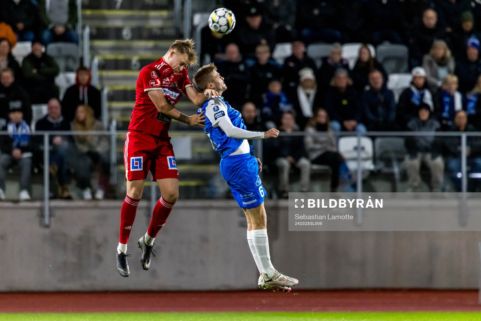 Skövde AIKs Edvin Tellgren och Oddevolds Axel Pettersson