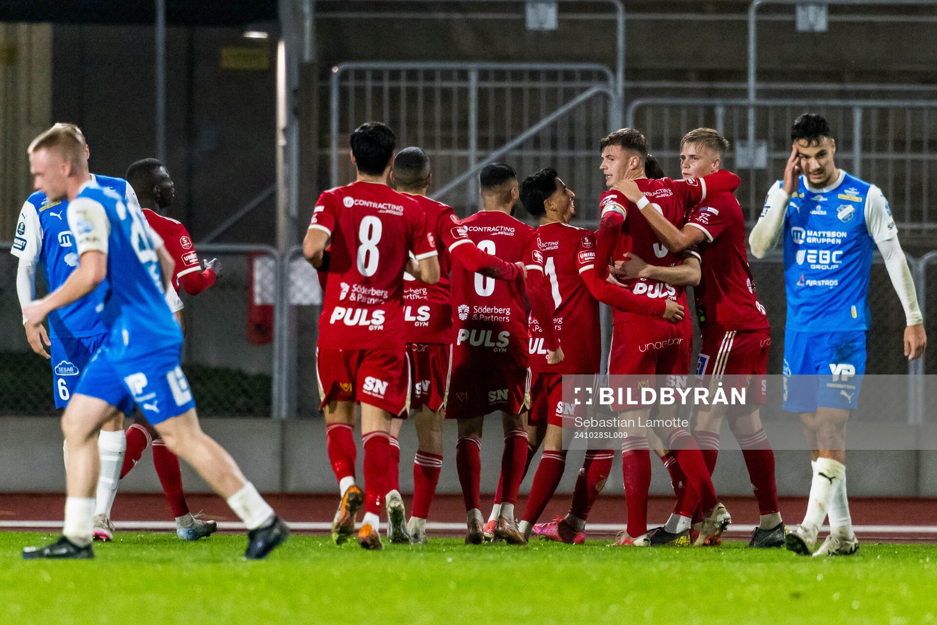 Skövde AIKs Hugo Engström jublar