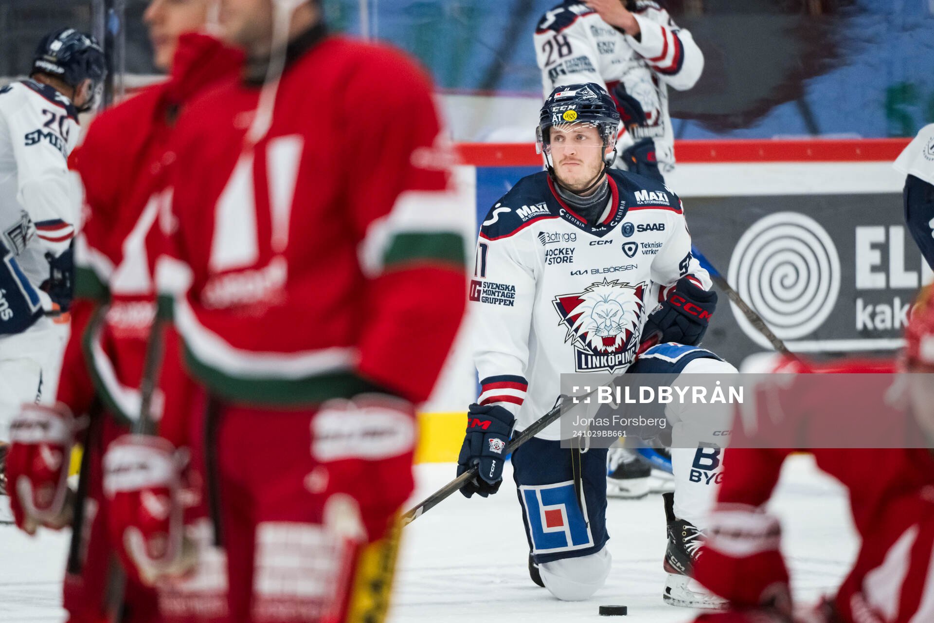 Linköpings Henrik Törnqvist innan ishockeymatchen i SHL