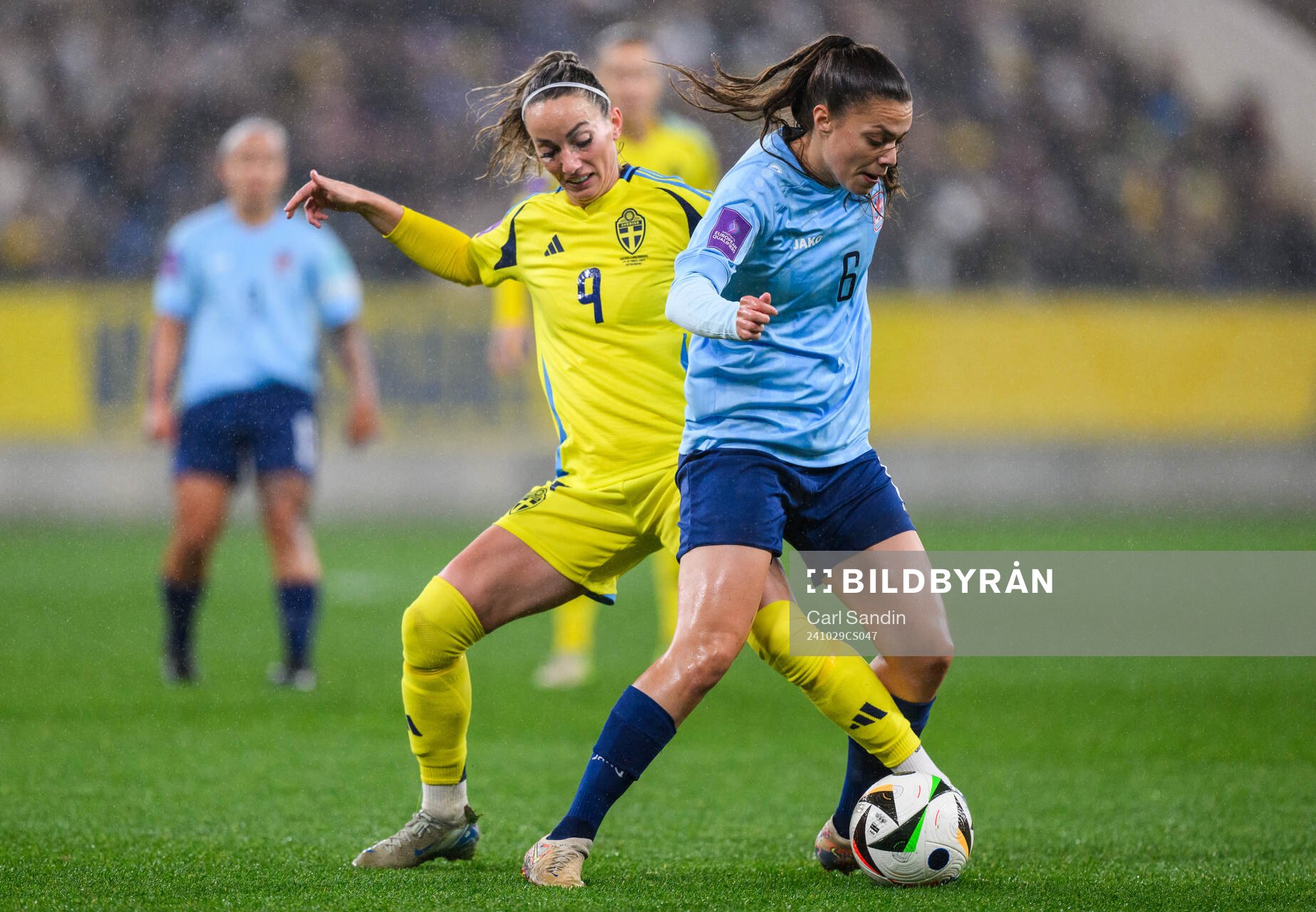 Kosovare Asllani of Sweden and Marta Estevez of Luxembourg