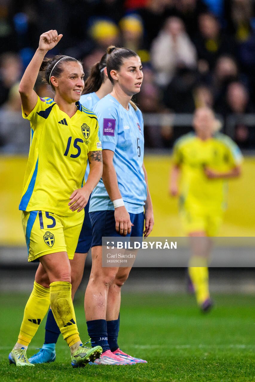 Julia Zigiotti Olme of Sweden celebrates