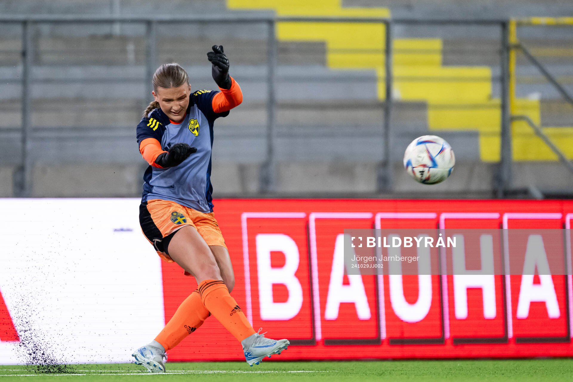 Goalkeeper Fanny Jurander of Sweden