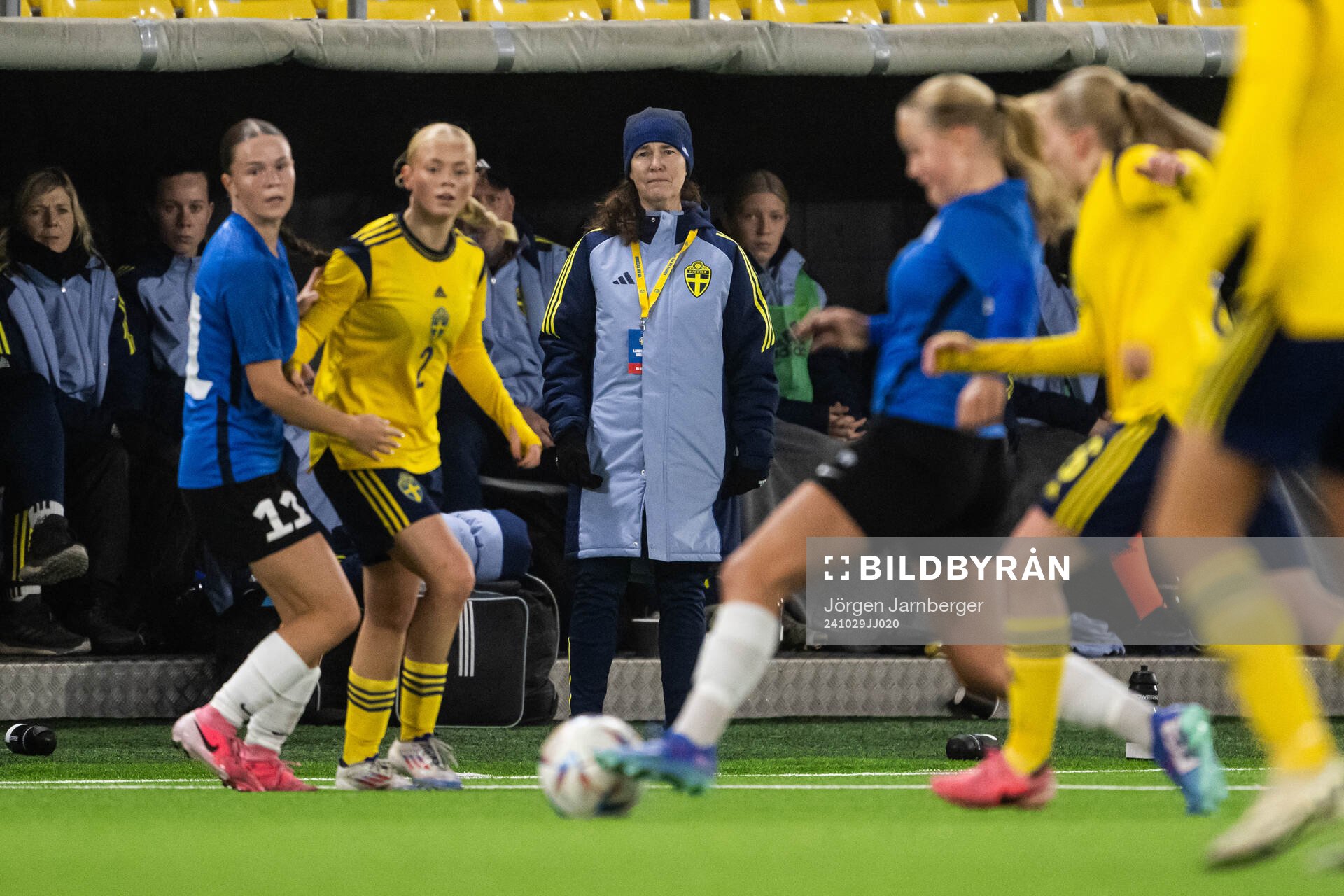 Head coach Lotta Hellenberg of Sweden