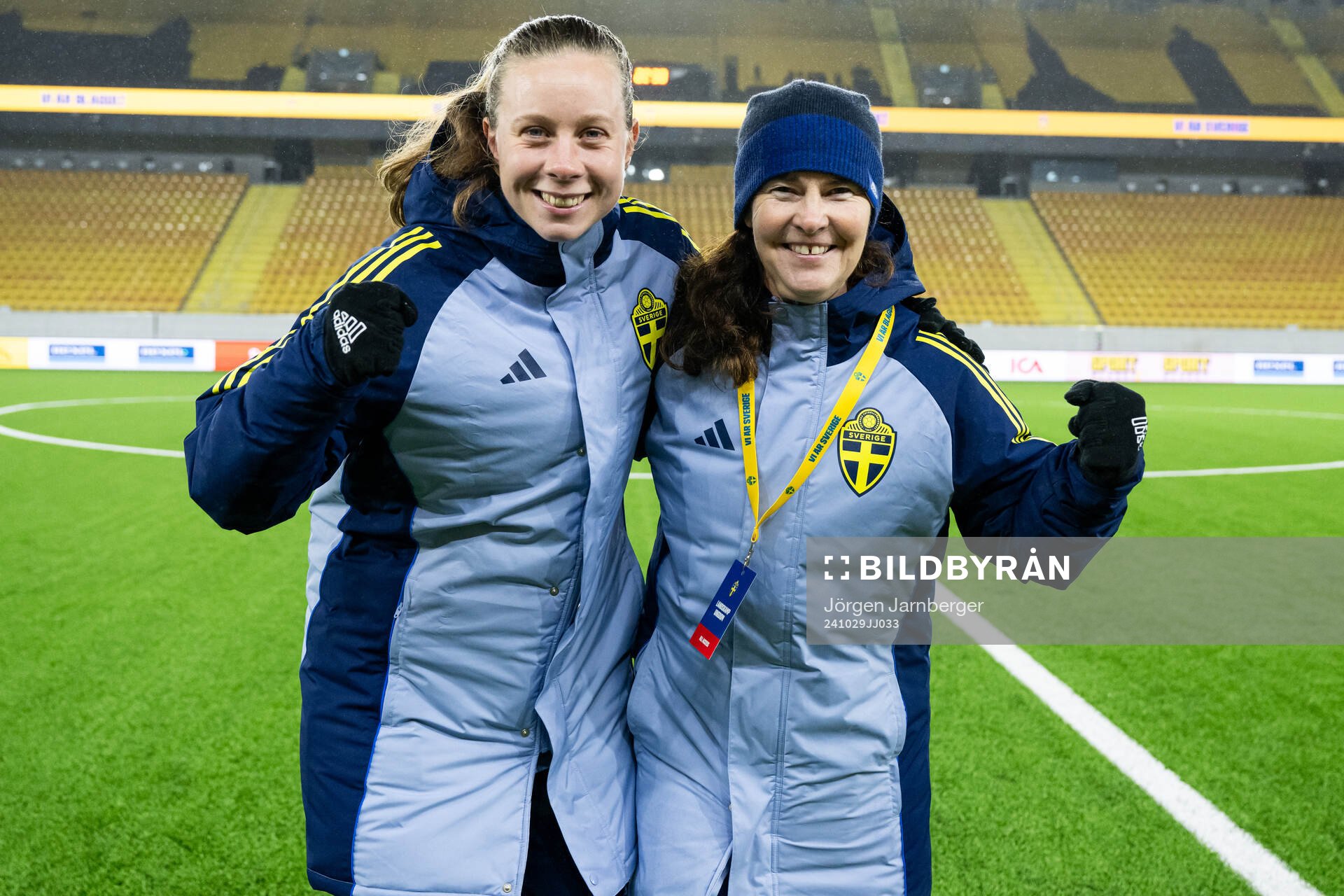 Goalkeeper coach Kristin Oscarsson and Head coach Lotta