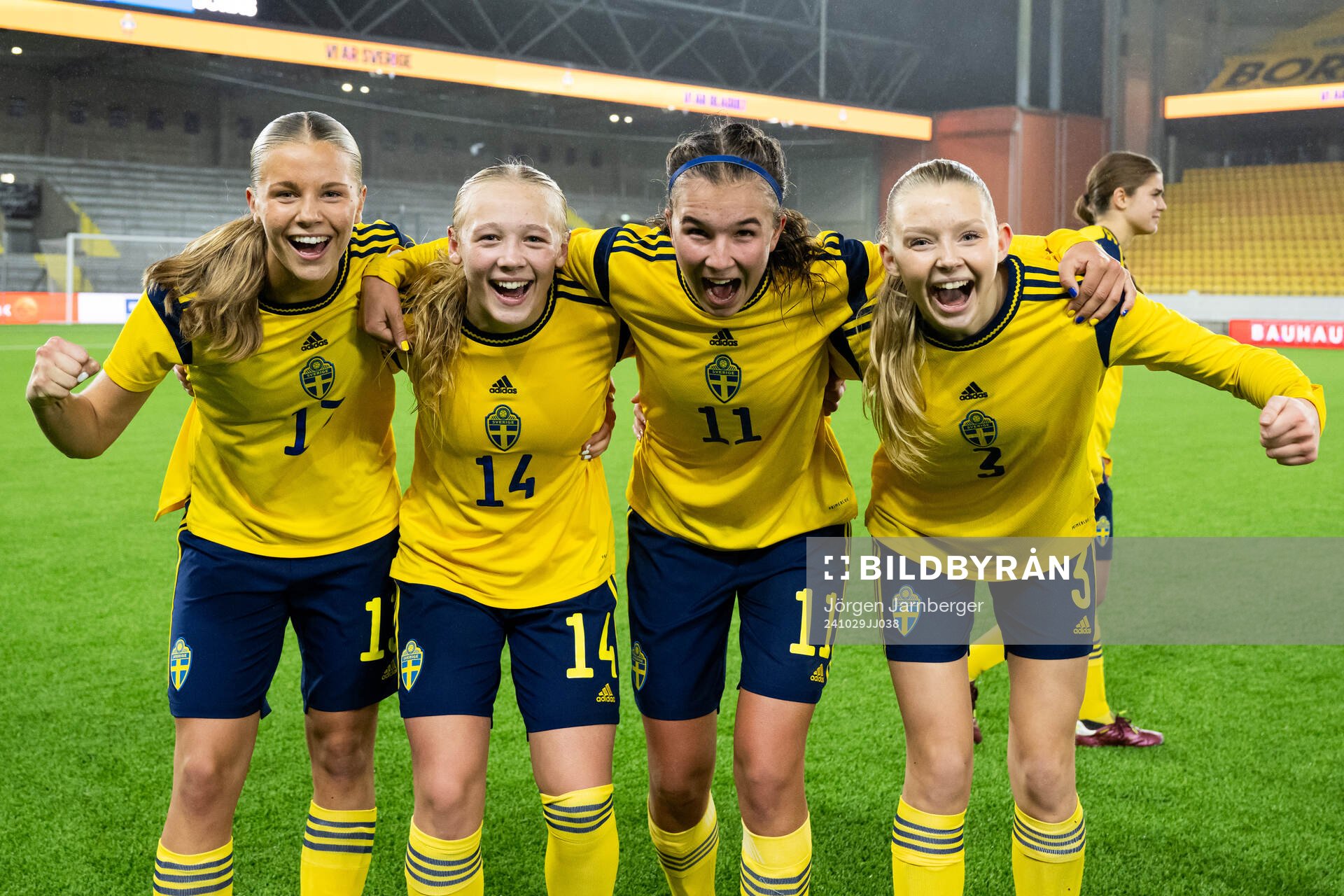 Klara Ahnberg, Filippa Andersson Widén, Thelma Person