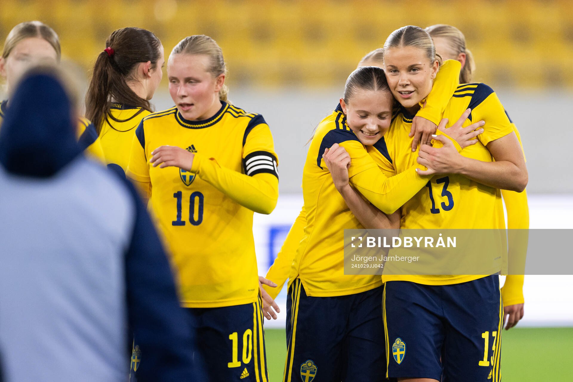 Fanny Peterson and Mollie Josefsson of Sweden celebrate