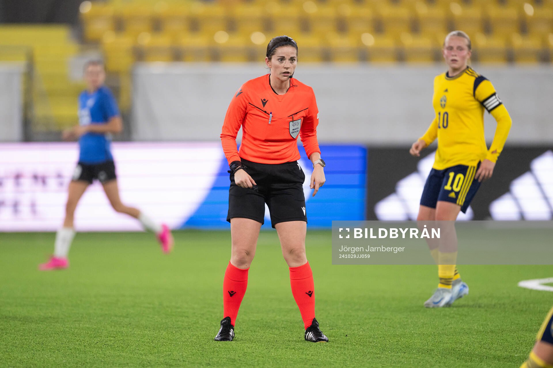 Referee Kathrina Huber