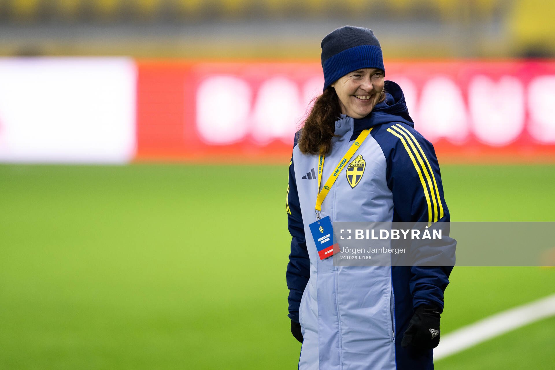 Head coach Lotta Hellenberg of Sweden