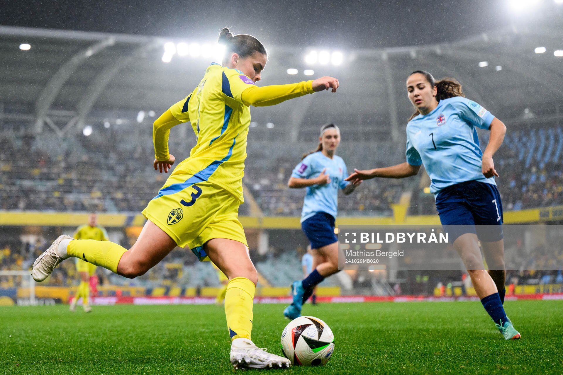 Hanna Wijk of Sweden and Joana Lourenco Magalhaes of