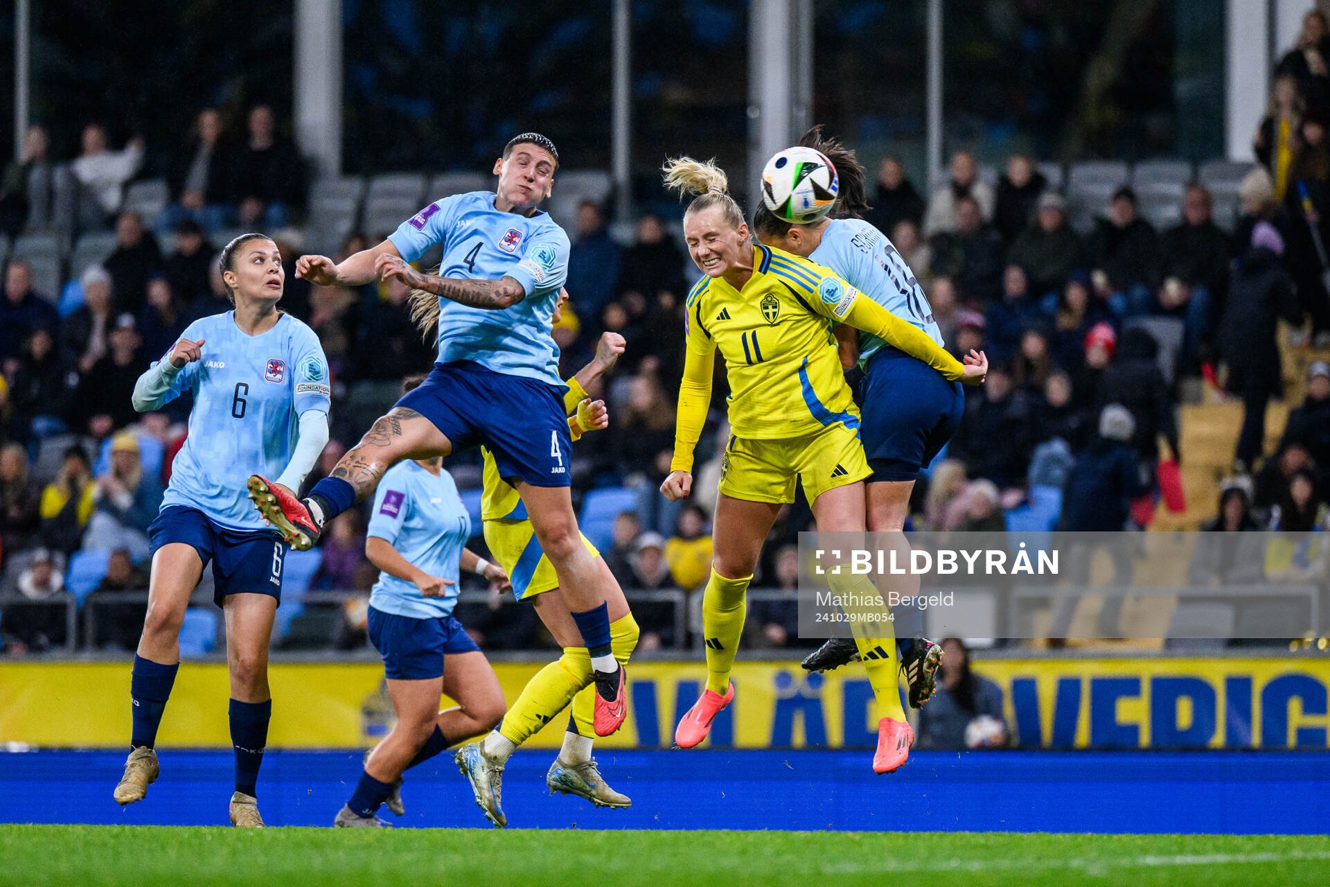 Andreia Machado and Leila Schmit of Luxembourg against