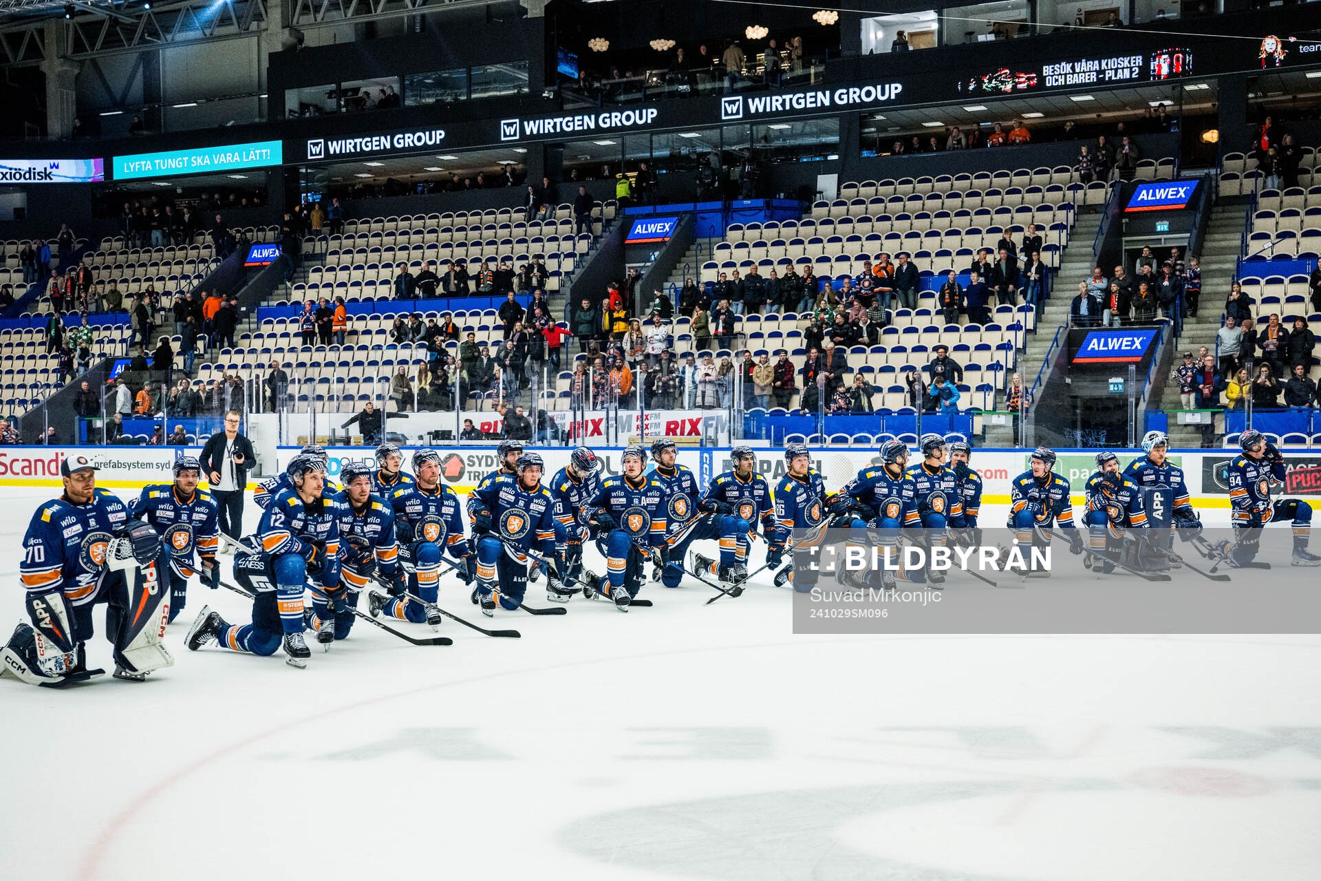 Växjö spelare jublar