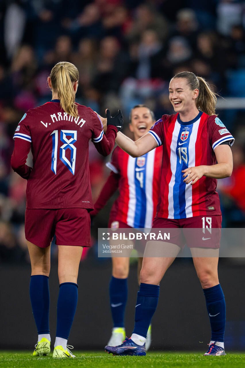 Frida Maanum of Norway celebrates with teammate Elisabeth