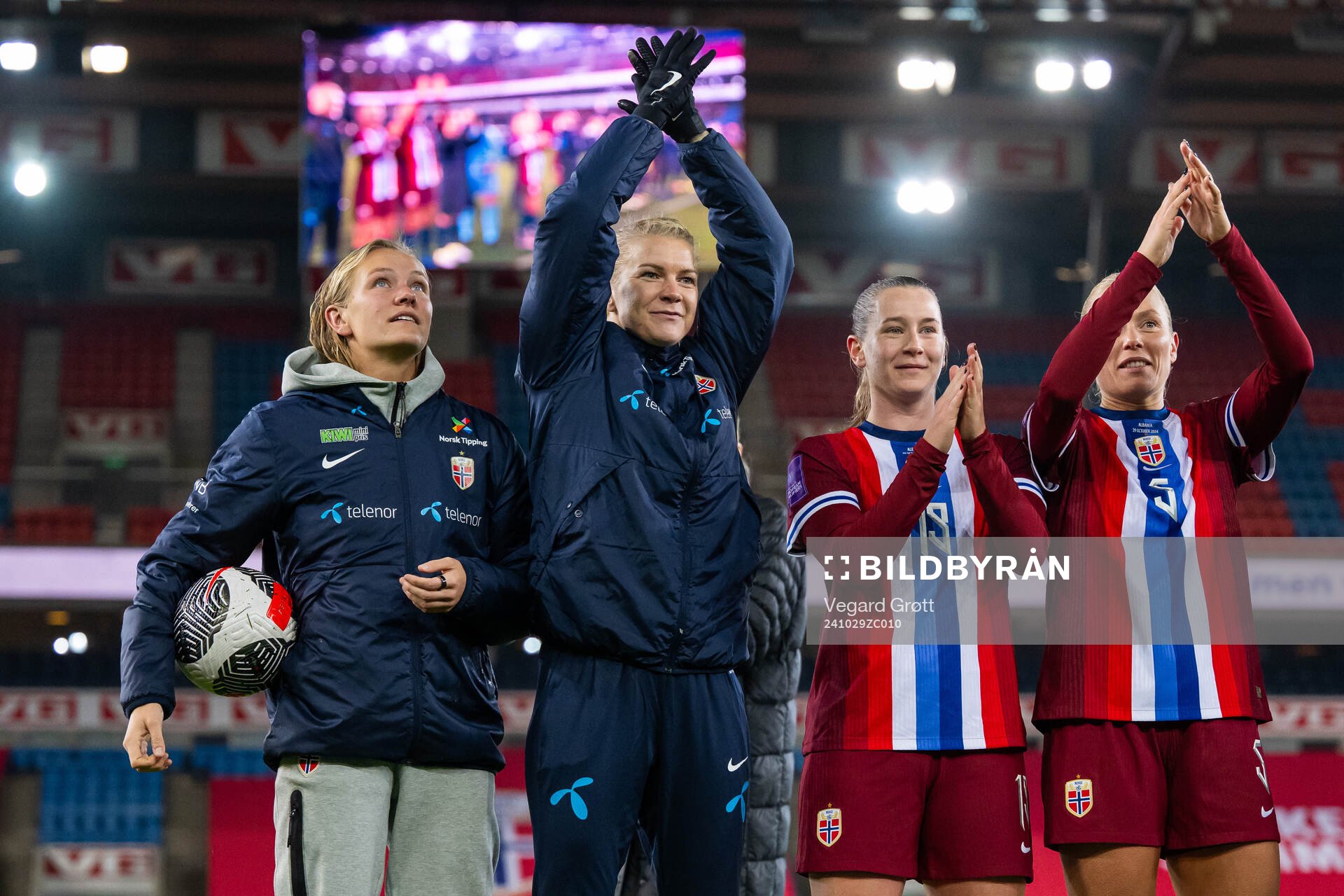 Frida Maanum, Ada Hegerberg, Elisabeth Terland and Guro