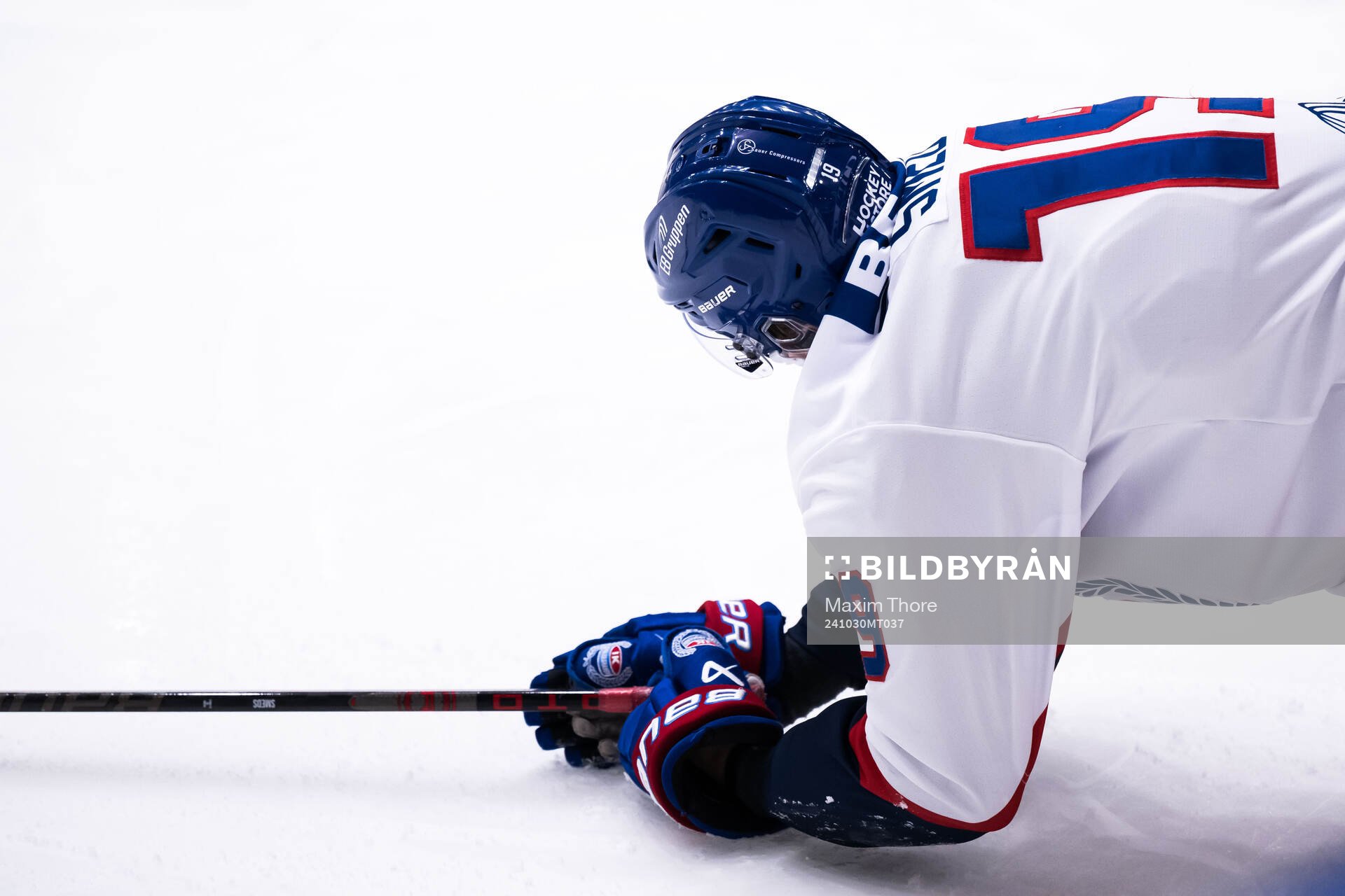 IK Oskarshamns Viktor Smeds har ontunder ishockeymatchen i