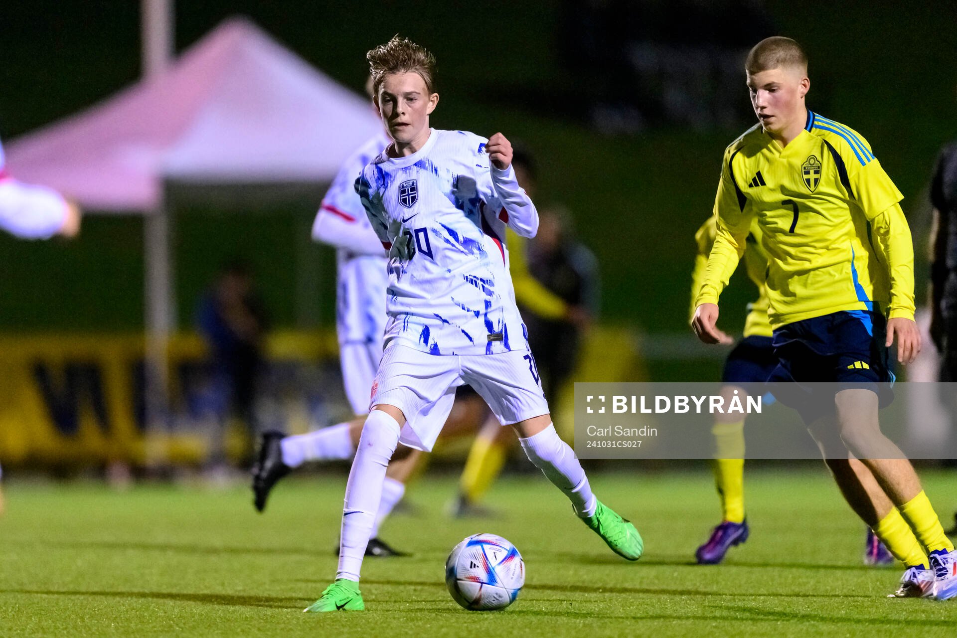 Jonas Jacobsen of Norway and Niko Grgic Sallanto of Sweden