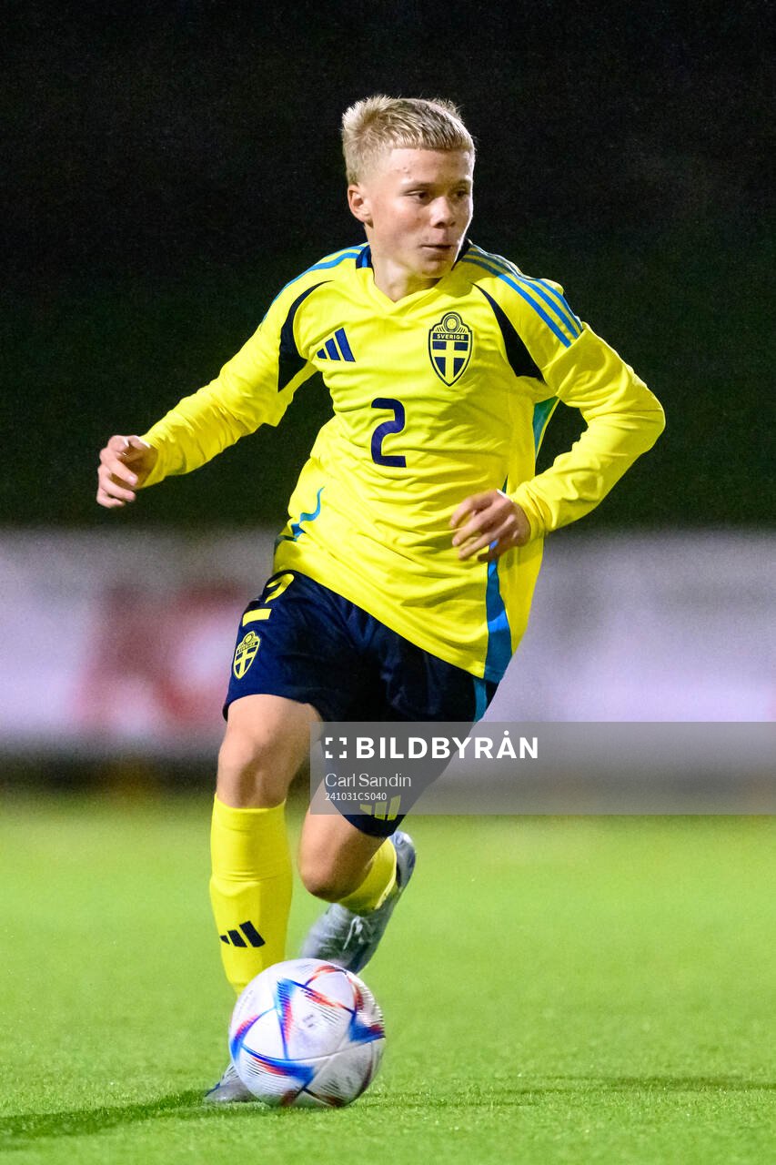 Mijo Johansson of Sweden