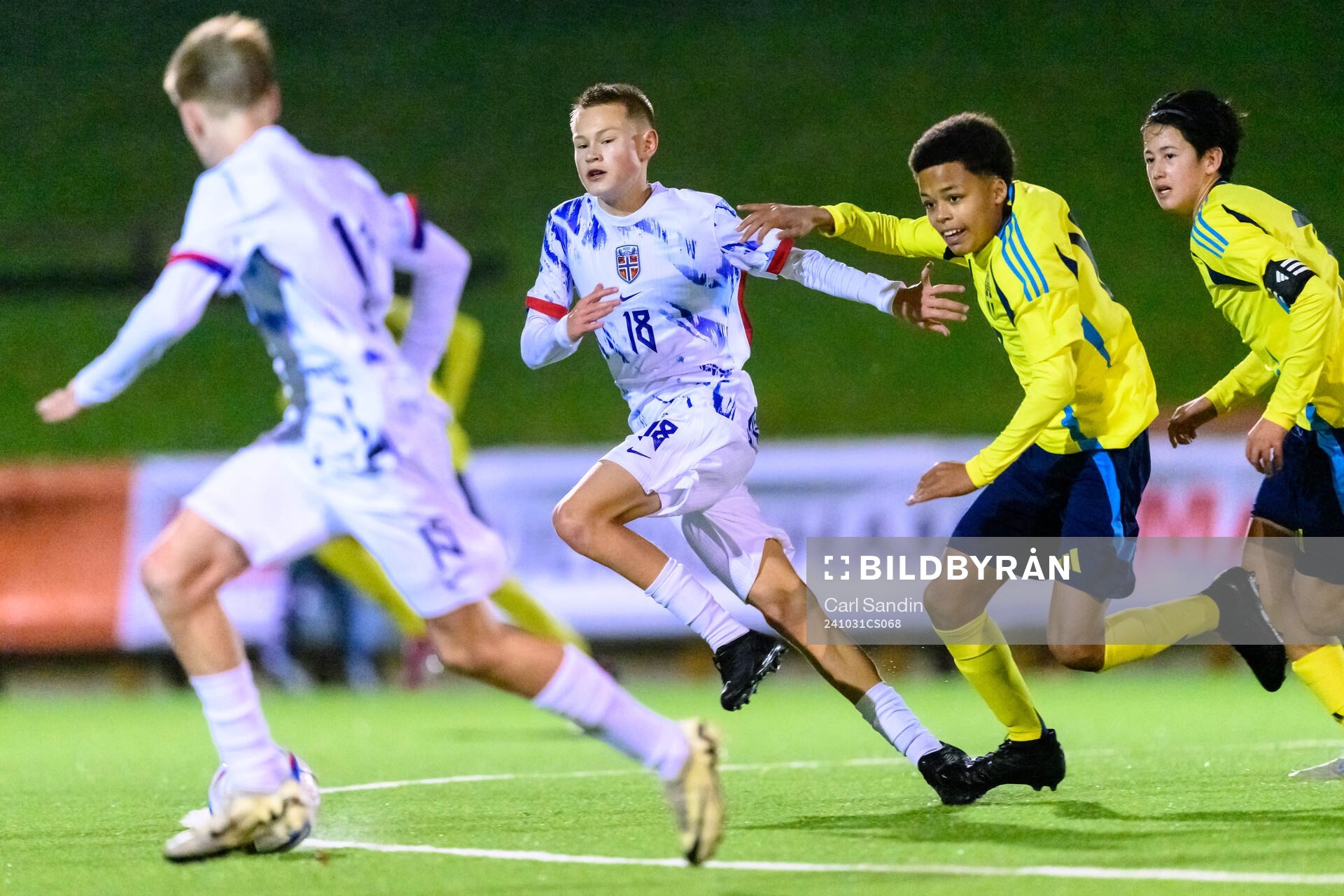 Daniel Valan of Norway and Jayden Guei Johansson of Sweden