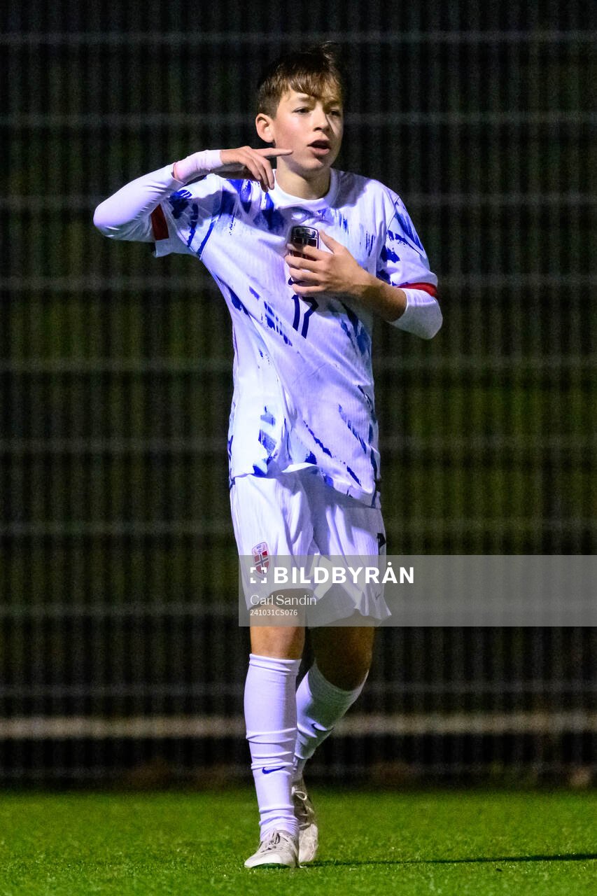 Tobias Nodenhaug of Norway celebrates after 2-1 during the under-16 international friendly football match between Sweden and Norway on October 31, 2024 in Ulricehamn.