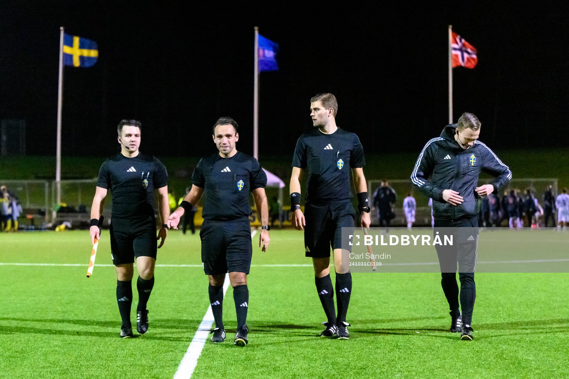 Referees Marcus Liljedal , Besnik Bajrami, Rasmus