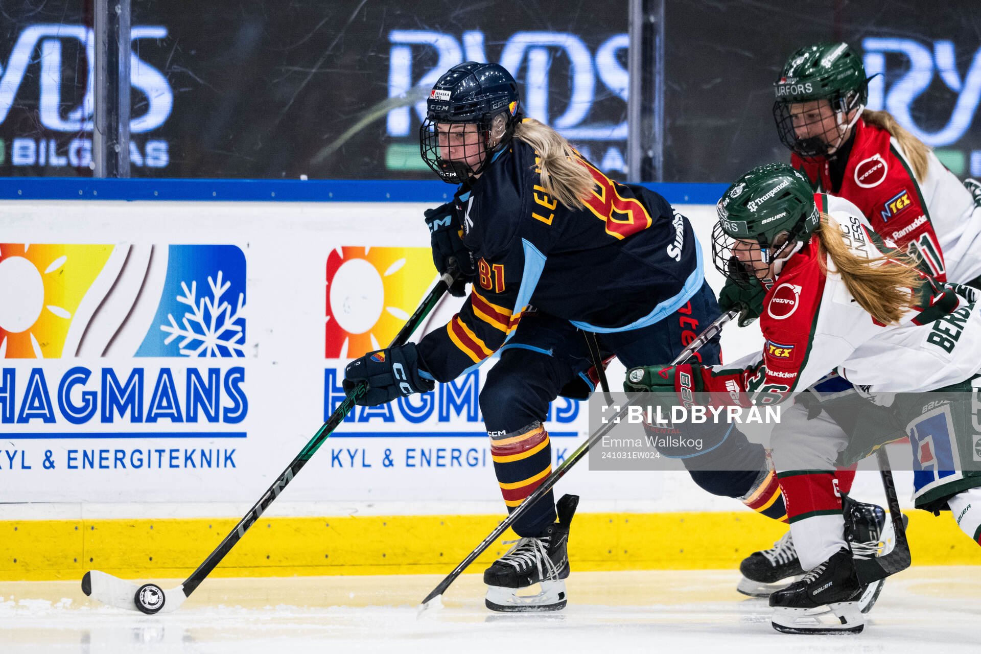 Djurgårdens Isabelle Leijonhielm och Frölundas Emilia