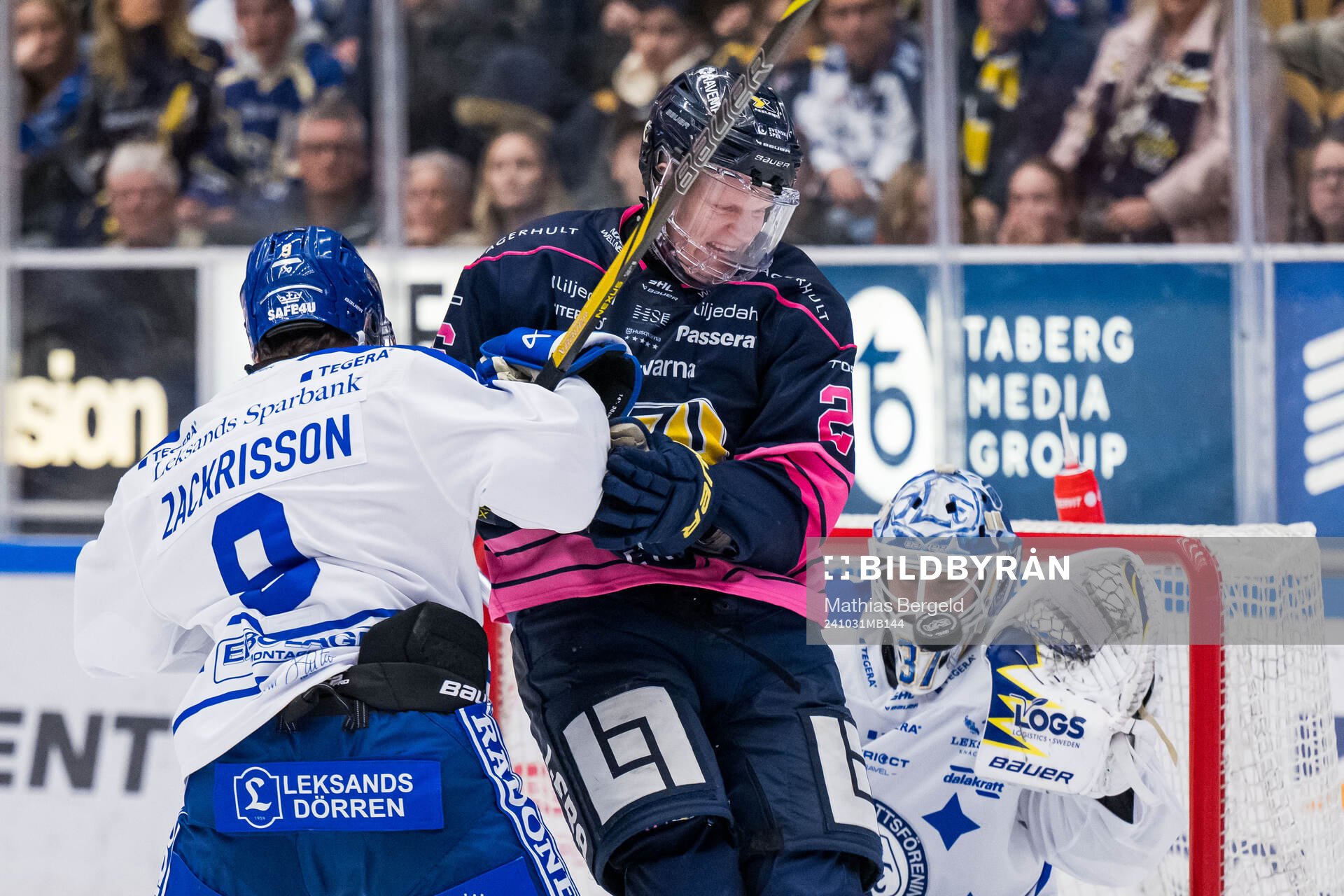 Leksands Patrik Zackrisson och HV71s Tommi Tikka och