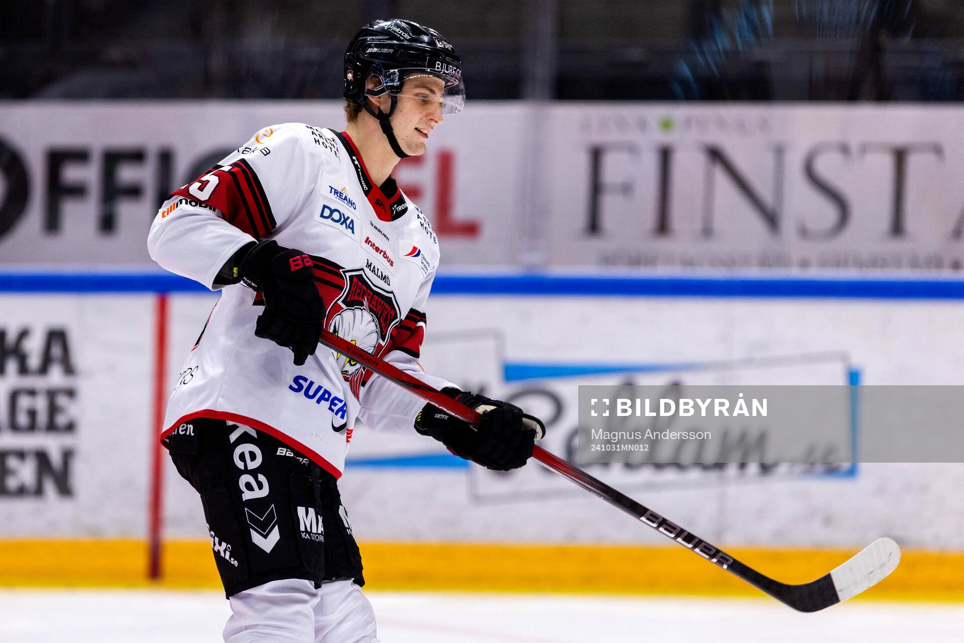 Malmö Redhawks Freddie Larsson på uppvärmningen